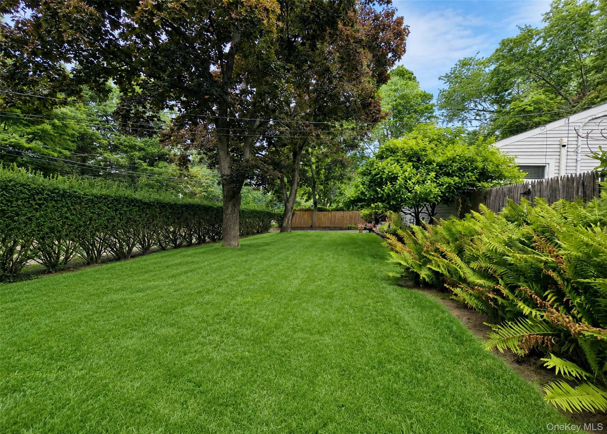 4th image of 17 Beech Rd, Brookhaven, NY 11778 | MLS# 1027255