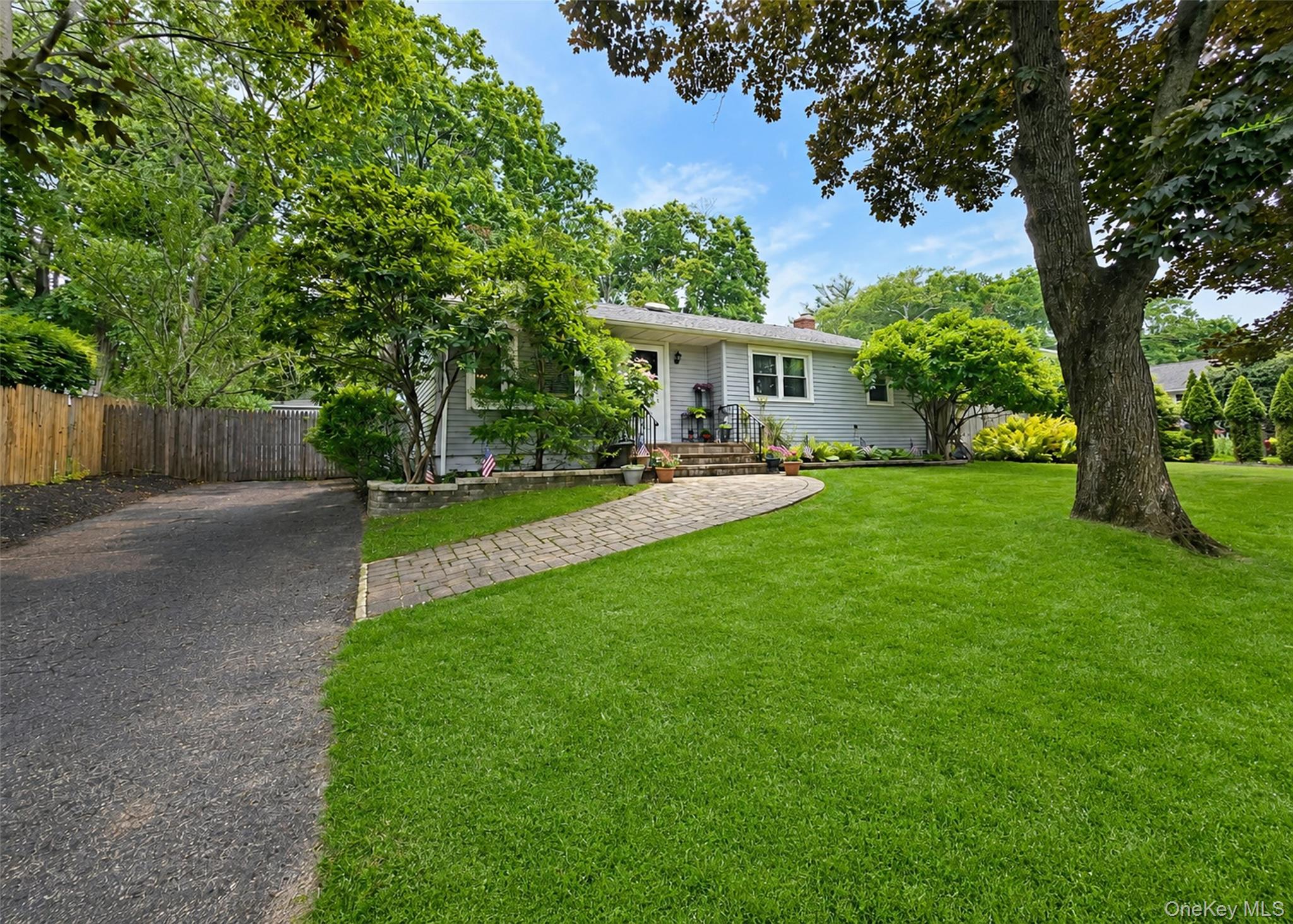 2nd image of 17 Beech Rd, Brookhaven, NY 11778 | MLS# 1027255