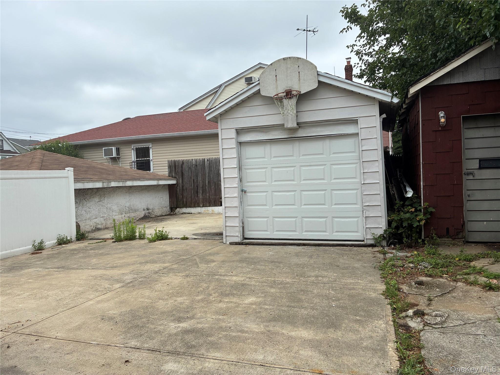4th image of 12105 Linden Blvd, South Ozone Park, NY 11420 | MLS# 1027272