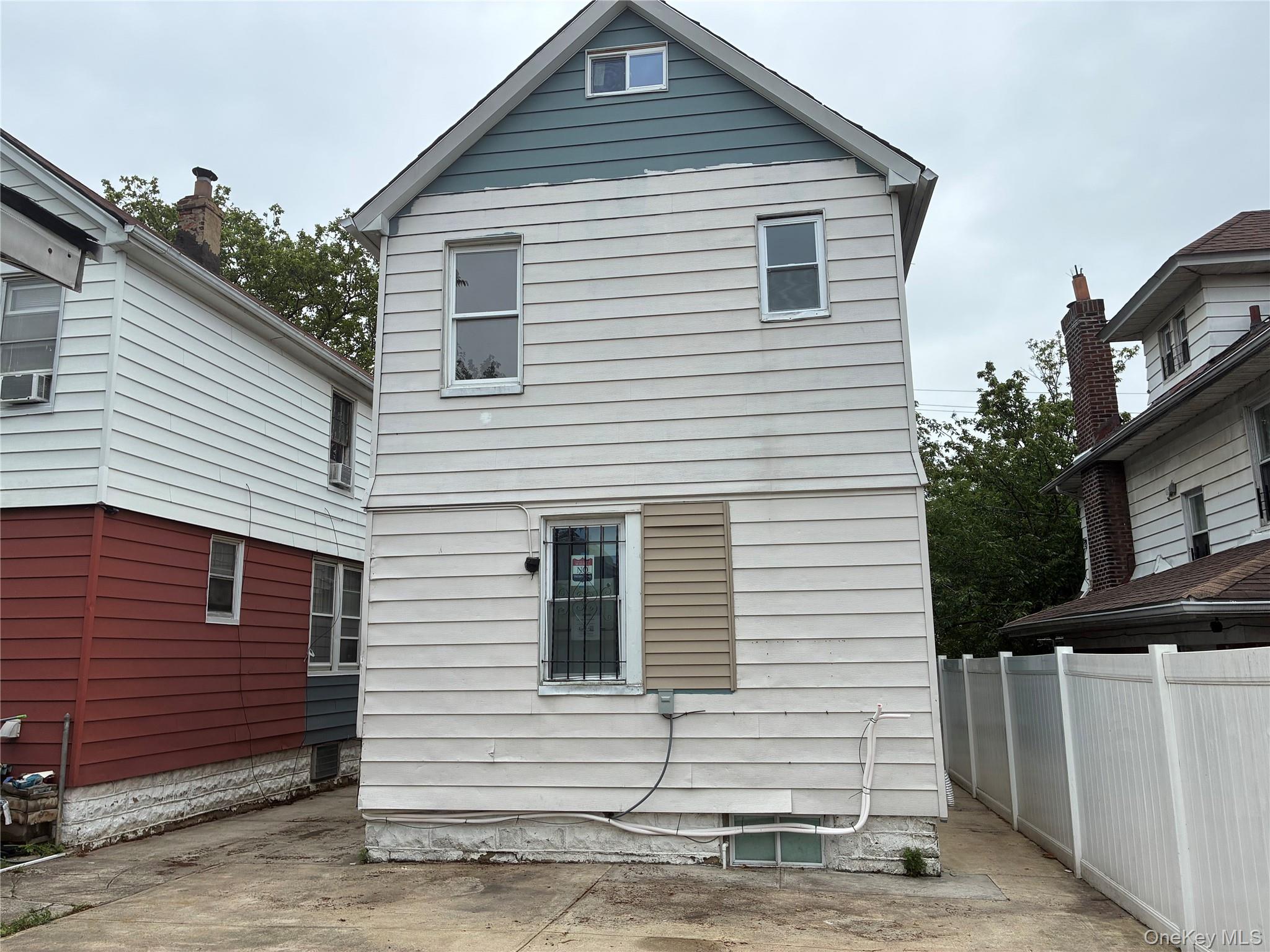 3rd image of 12105 Linden Blvd, South Ozone Park, NY 11420 | MLS# 1027272