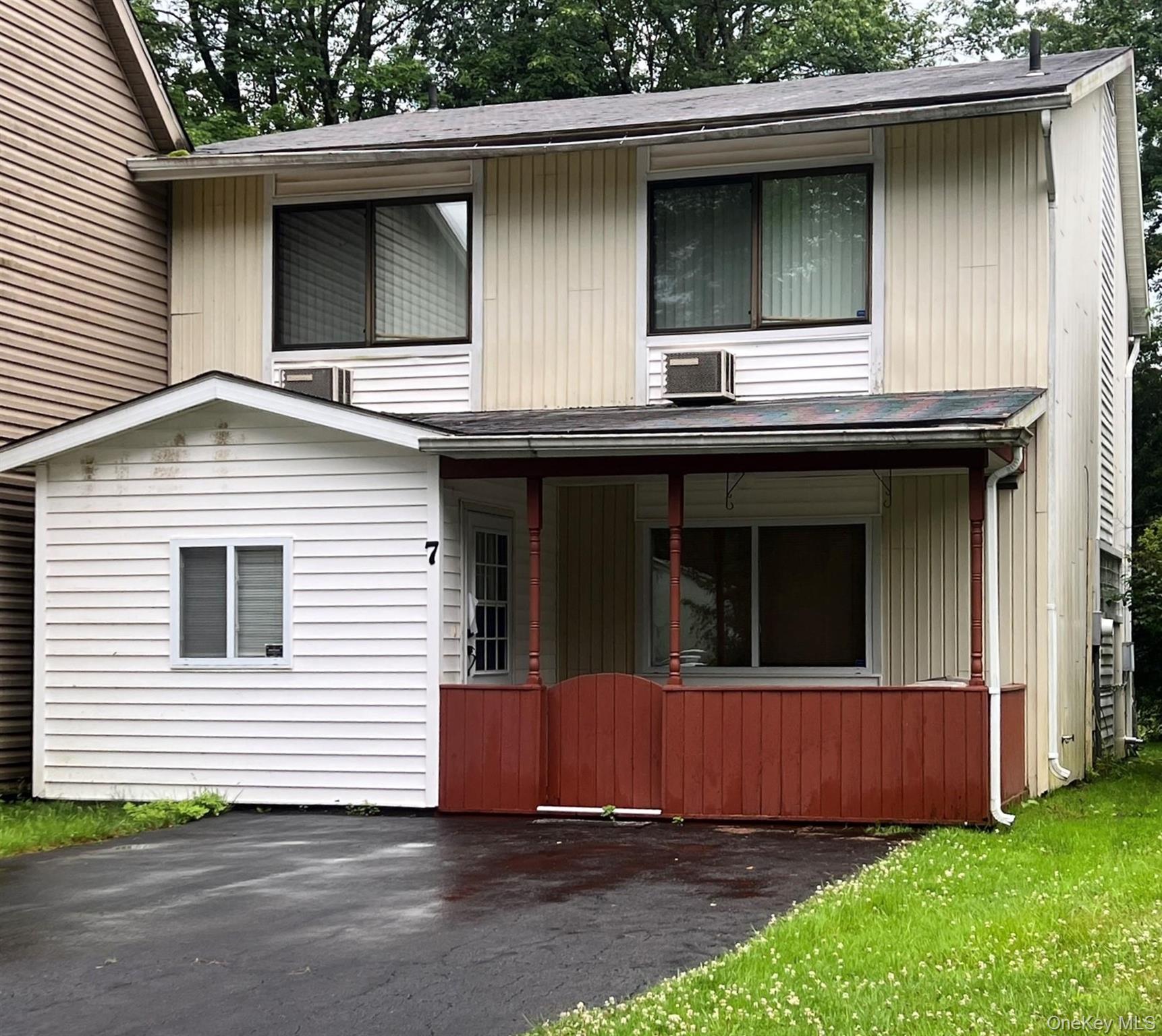 1st image of 7 Elizabeth Wy, Kiamesha Lake, NY 12751 | MLS# 1027281