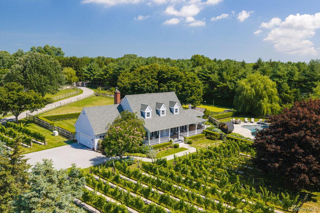 3rd image of 1810 Main Rd, Riverhead, NY 11947 | MLS# 1027302