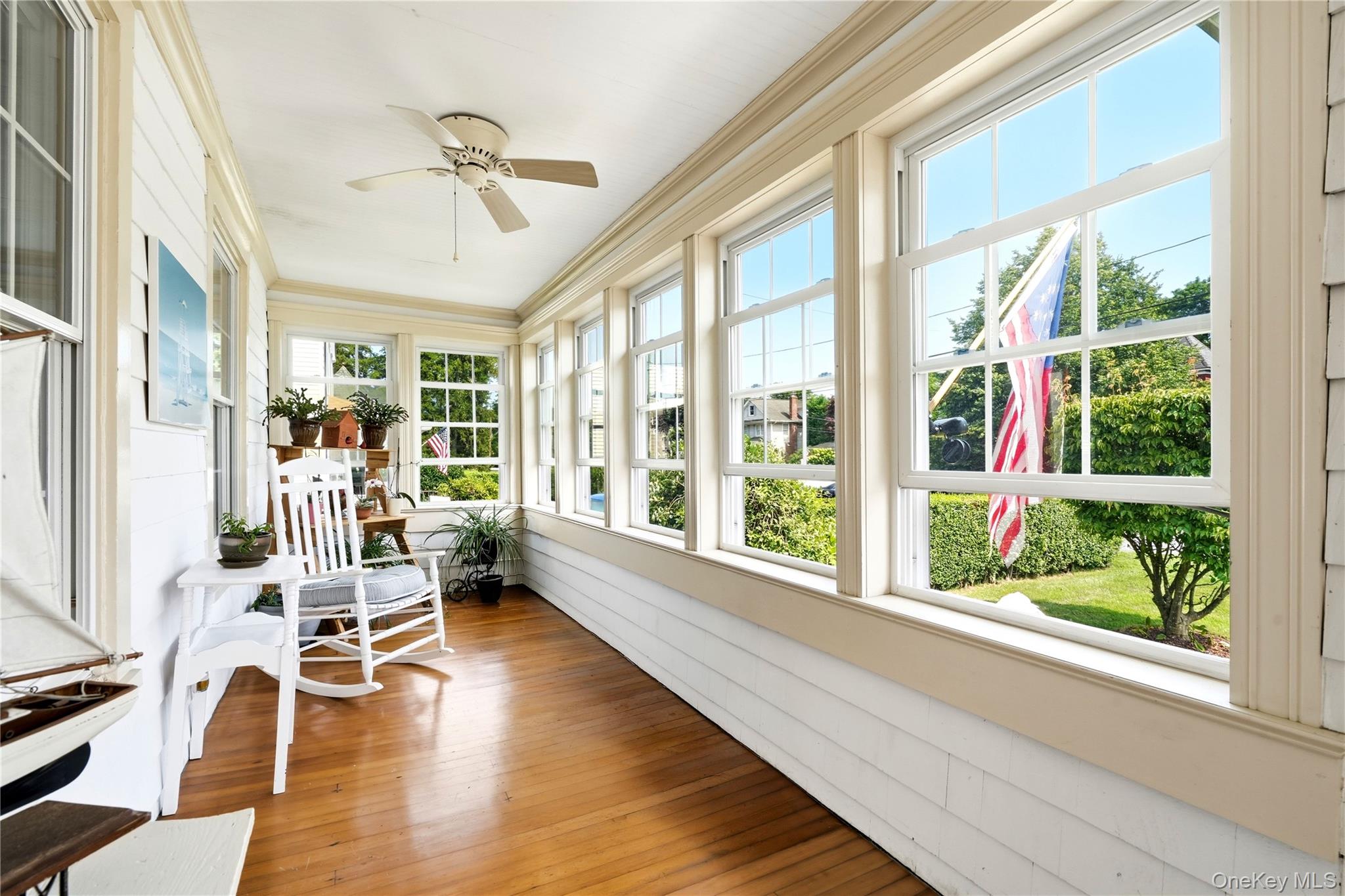4th image of 11 Hampton St, Islip, NY 11782 | MLS# 1027313