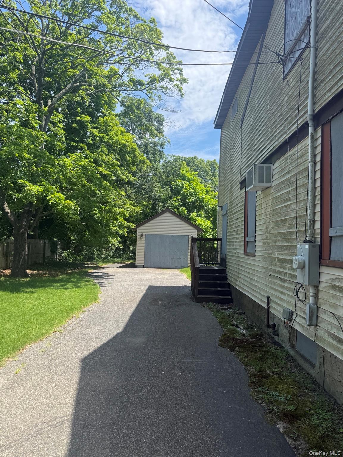 4th image of 235 Mount Vernon Ave, Brookhaven, NY 11763 | MLS# 1027314