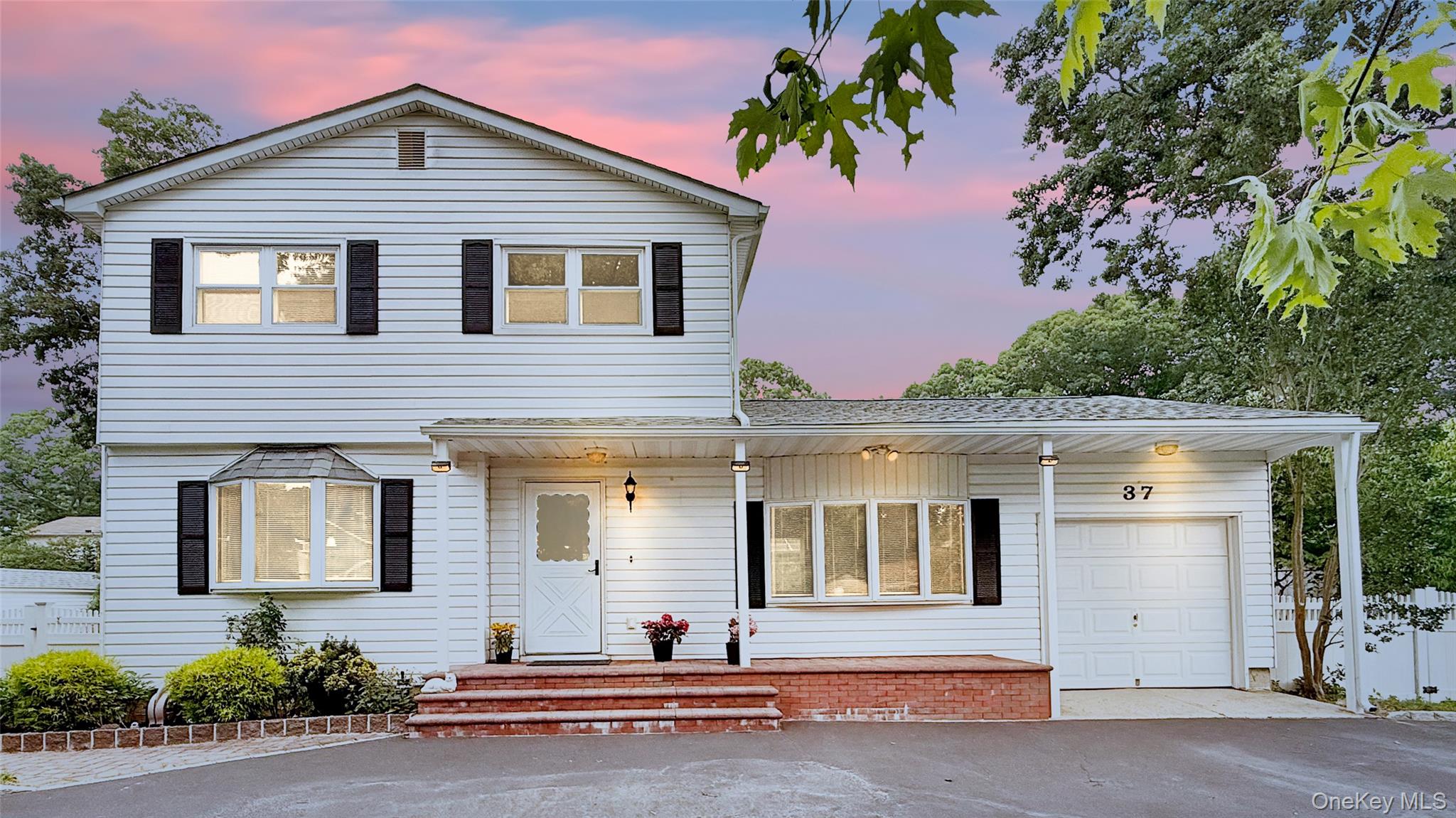 3rd image of 37 Hampton Ave, Brookhaven, NY 11950 | MLS# 1027325