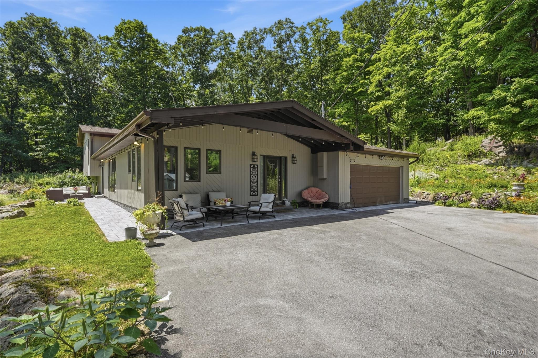3rd image of 29 Murray Dr, Chester, NY 10918 | MLS# 1027353