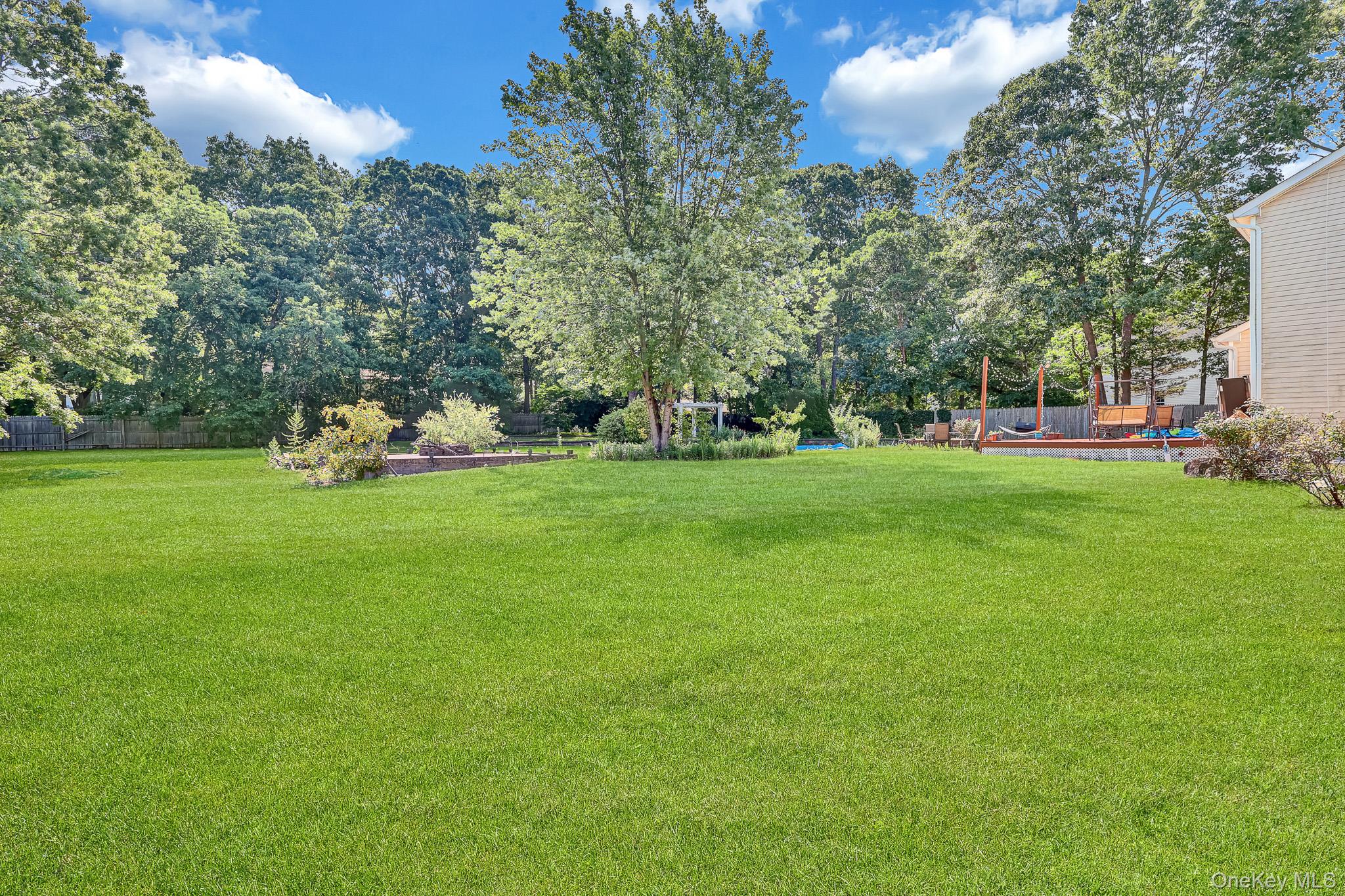 30th image of 6 13th St, Selden, NY 11784 | MLS# 1027354
