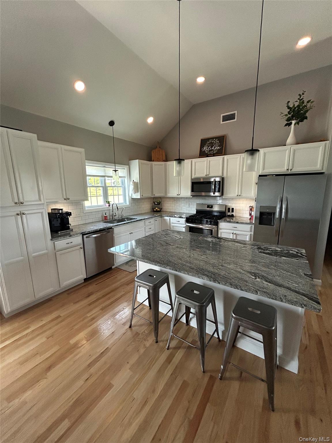 4th image of 82 River Glen Rd, Wallkill, NY 12589 | MLS# 1027355
