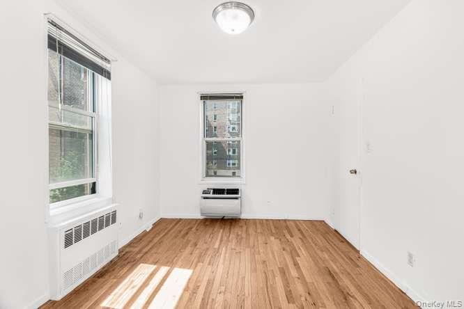 5th image of 2736 Independence Ave, New York, NY 11238