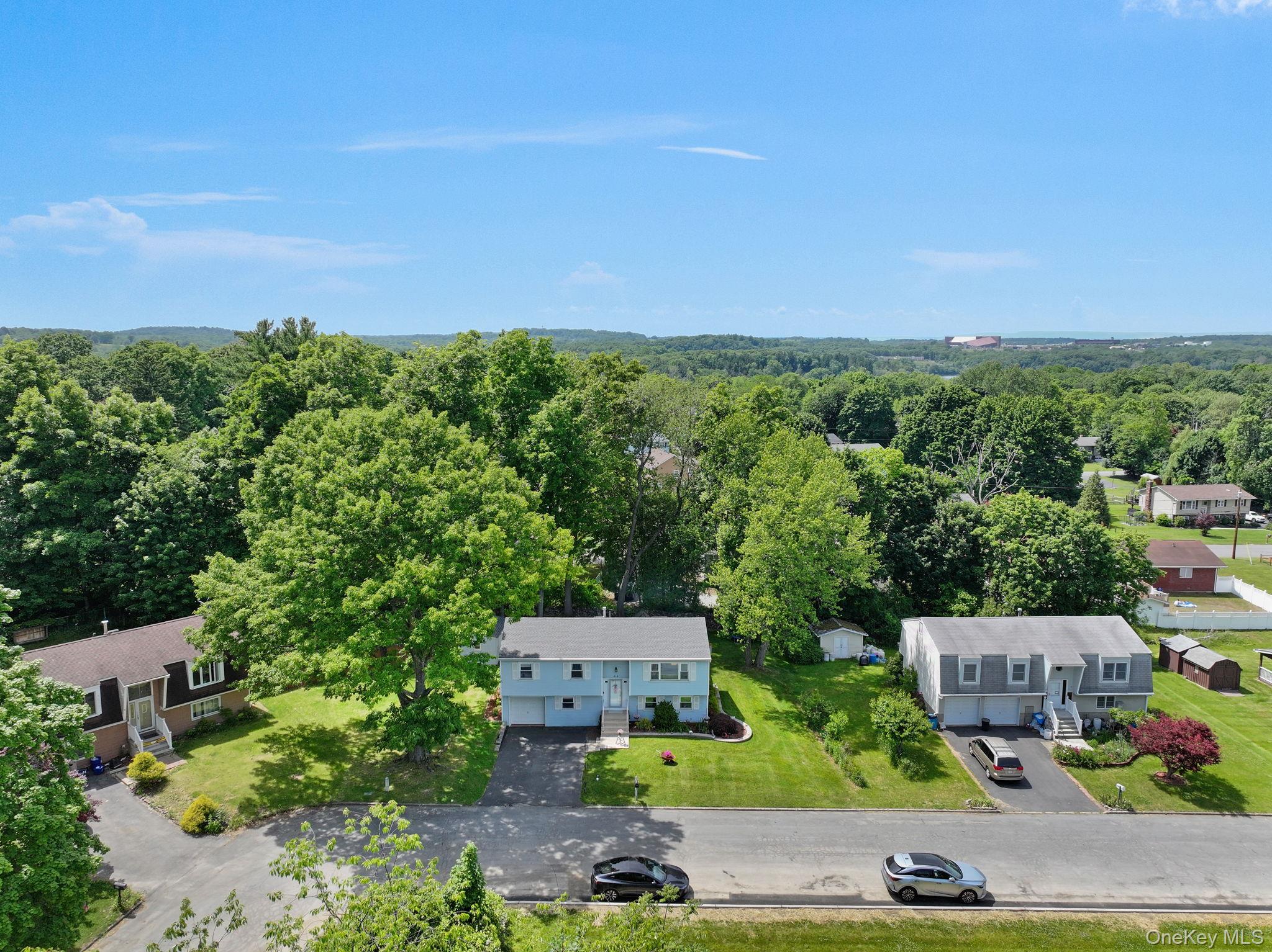 5th image of 414 Philo St, New Windsor, NY 12553 | MLS# 1027390