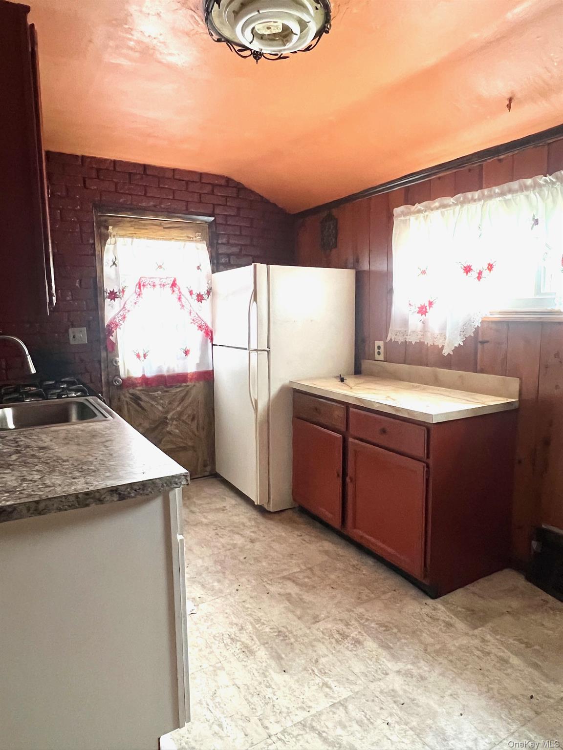 3rd image of 32 Cypress St, Islip, NY 11722 | MLS# 1027416