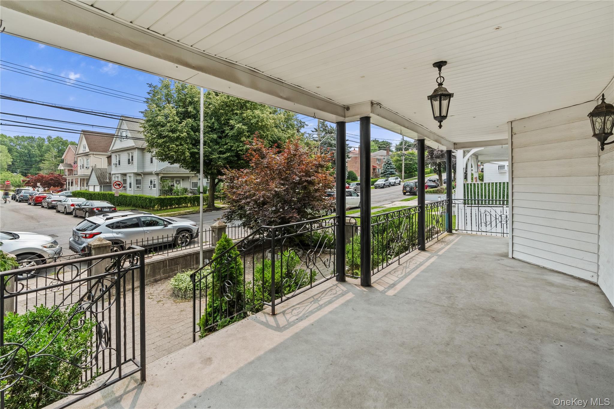 2nd image of 743 Palisade Ave, Yonkers, NY 10703 | MLS# 1027421