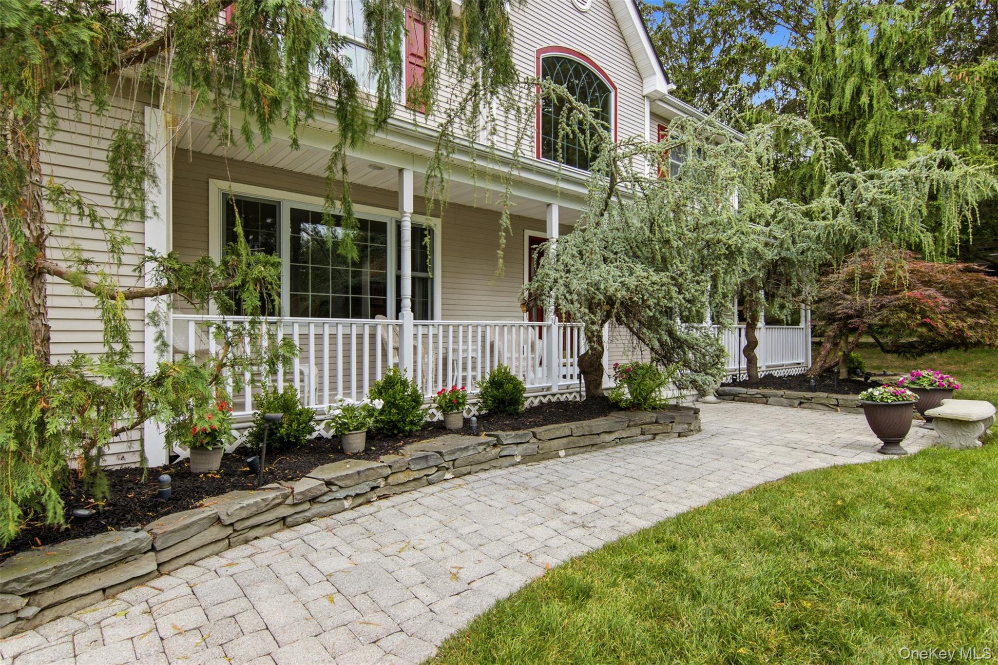 3rd image of 151 Gnarled Hollow Rd, Brookhaven, NY 11733 | MLS# 1027433