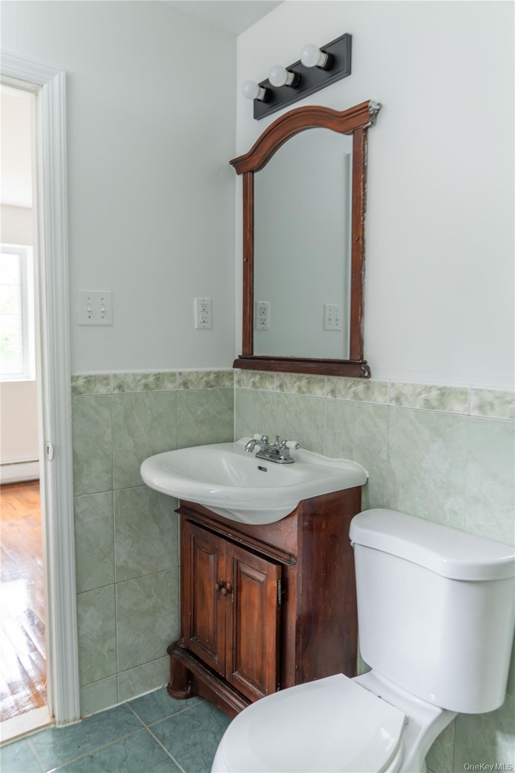 5th image of 3115 Fenton Ave, New York, NY 10469 | MLS# 1027463
