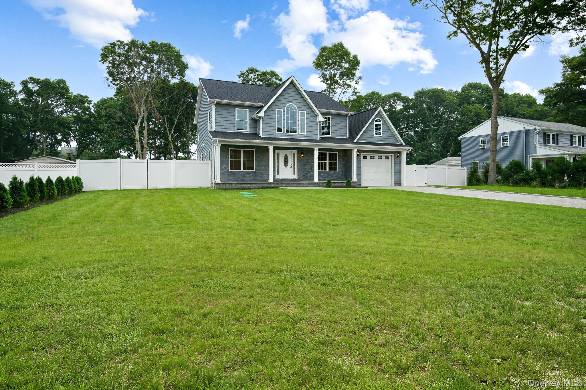 5th image of 37 Pentmoor Dr, Brookhaven, NY 11950 | MLS# 1027464