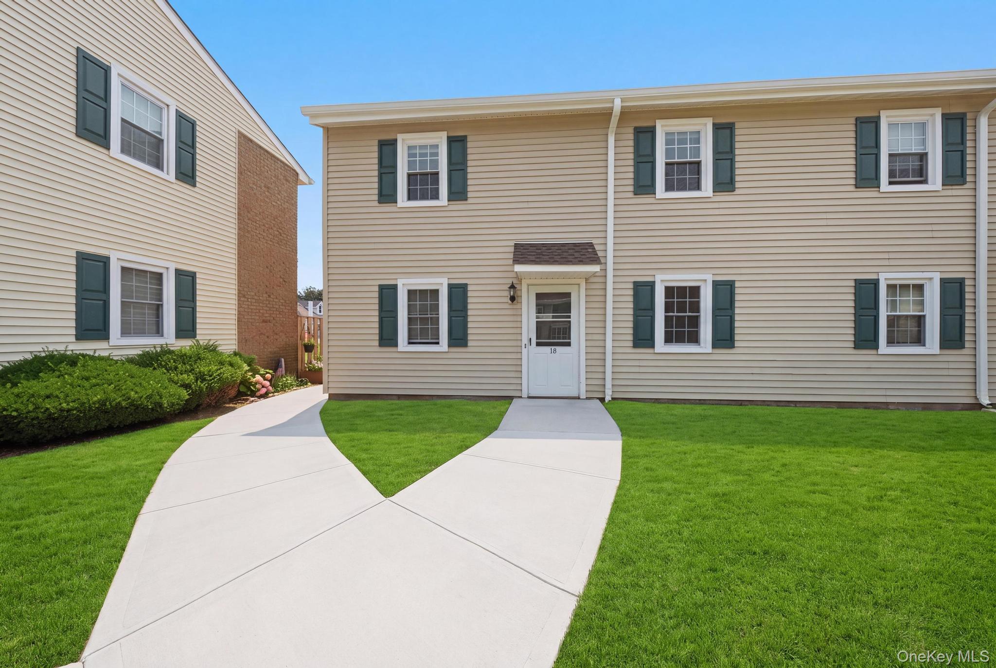1st image of 215 E Main St #10, Islip, NY 11730 | MLS# 1027489