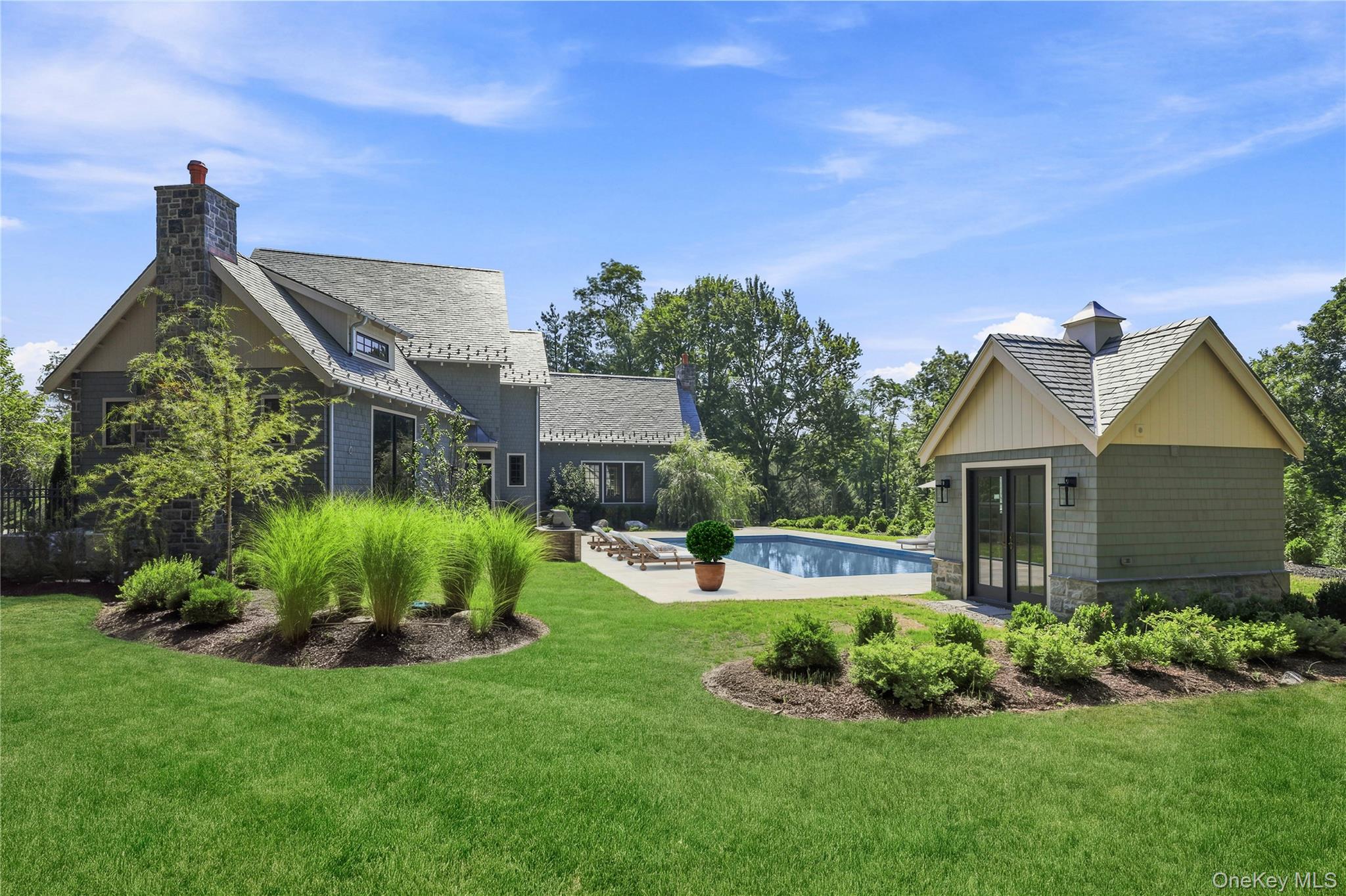 3rd image of 2 Barry Ct, Bedford, NY 10536 | MLS# 1027507