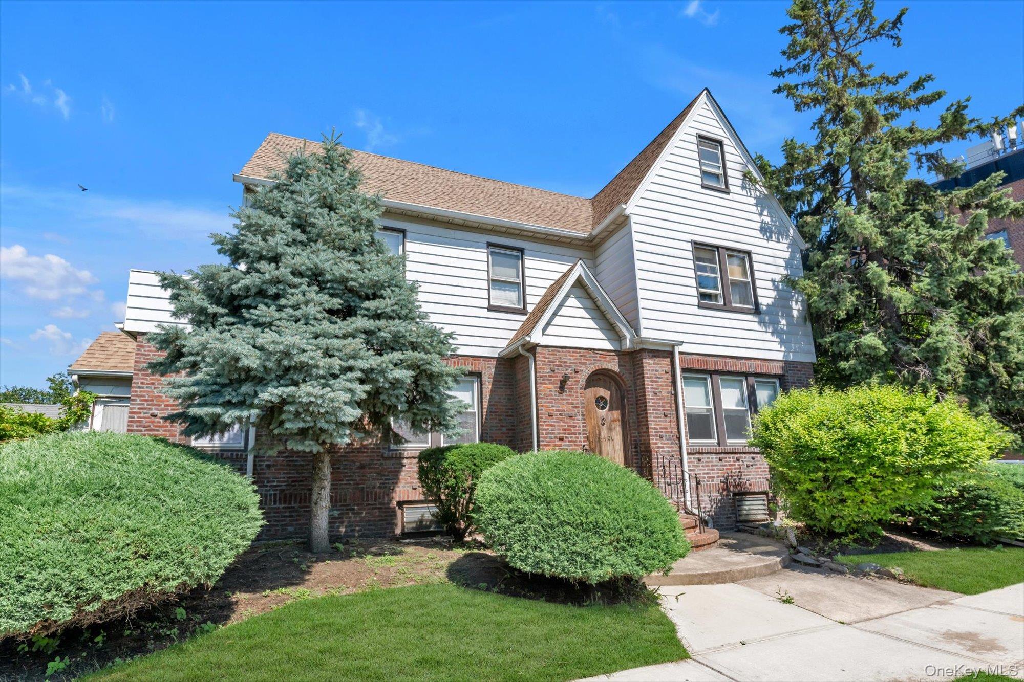 1st image of 164 01 84th Ave, New York, NY 11432 | MLS# 1027542