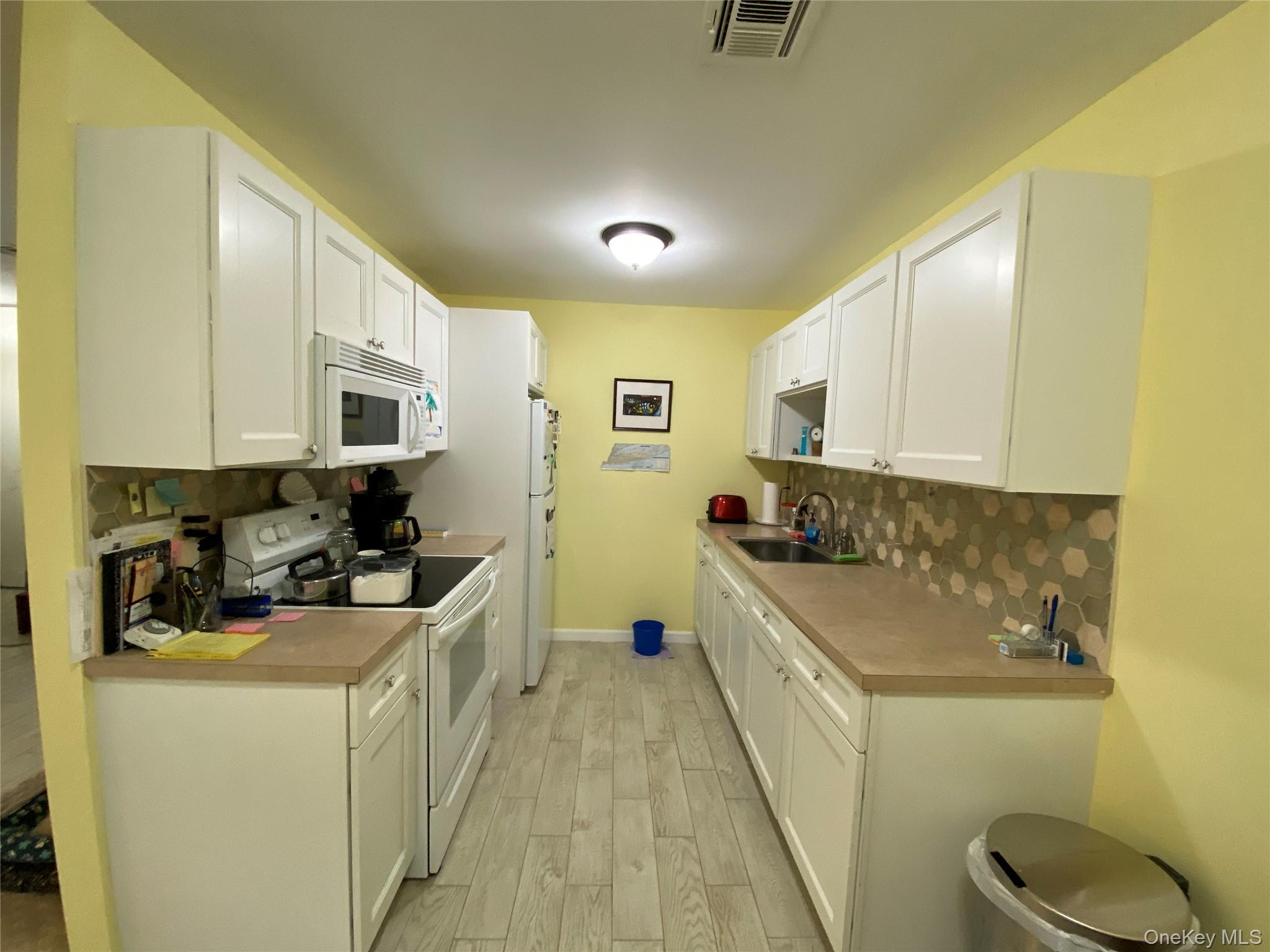 4th image of 274 Berwick Ct #C, Brookhaven, NY 11961 | MLS# 1027557