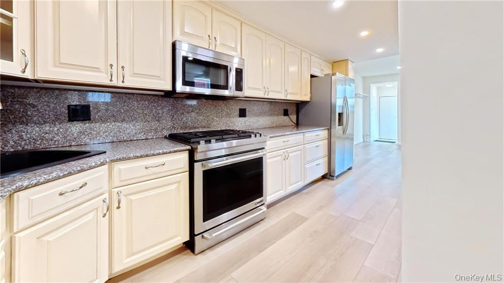 4th image of 2076 Coyle St, New York, NY 11229 | MLS# 1027572