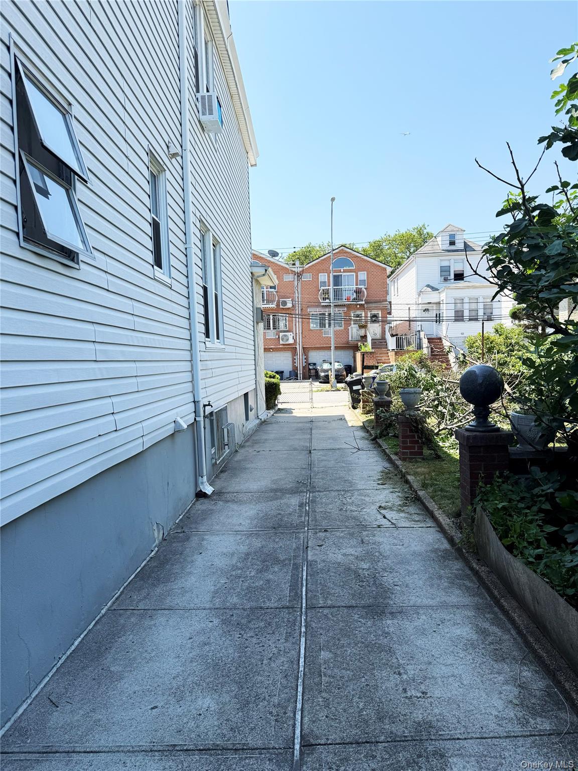 5th image of 67-27 52Nd Ave, Maspeth, NY 11378 | MLS# 1027580