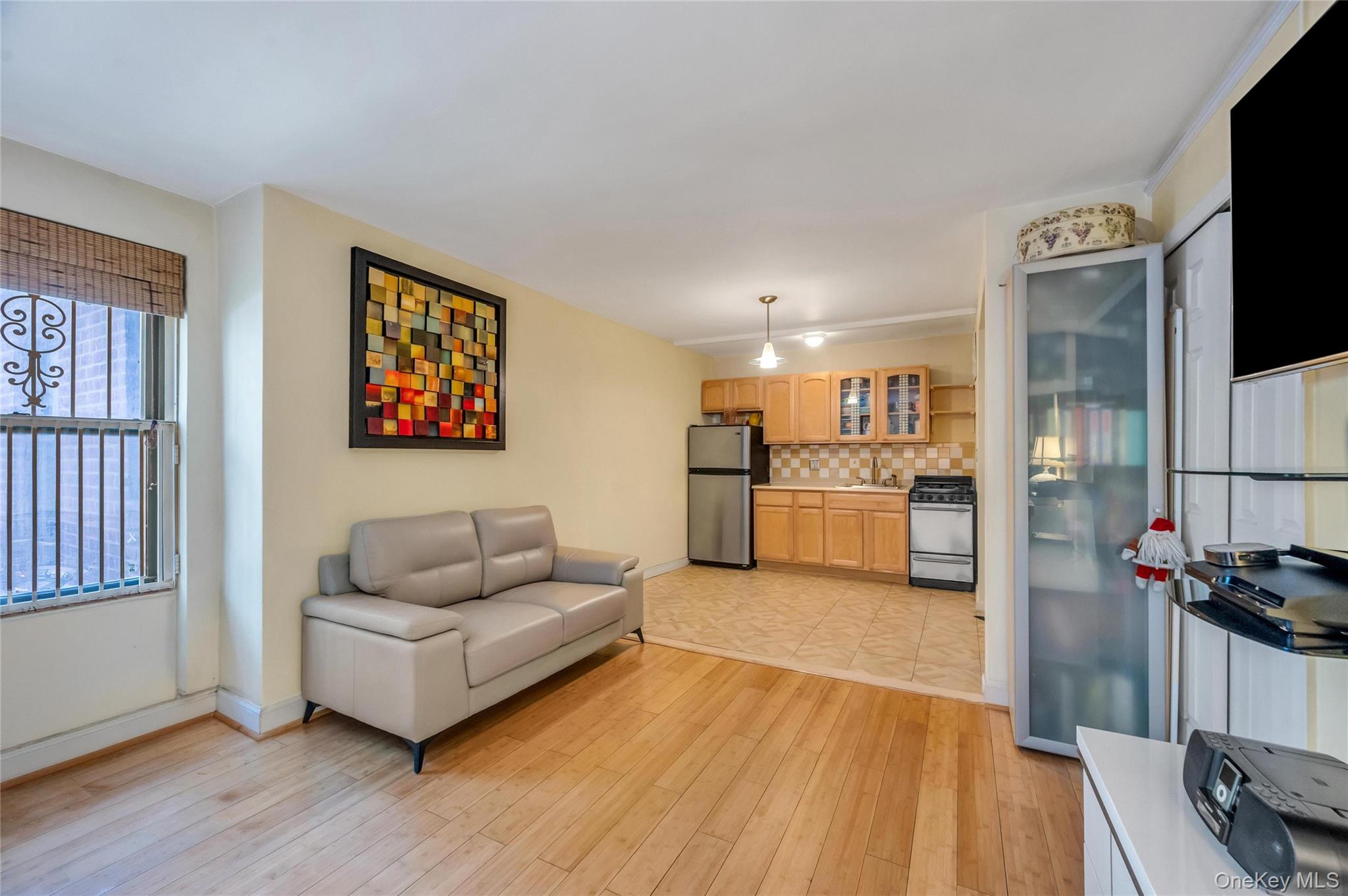 3rd image of 37-50 87Th St #1C, Jackson Heights, NY 11372 | MLS# 1027582