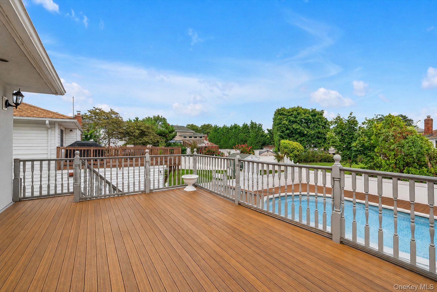 13th image of 2489 Aron Dr W, Hempstead, NY 11783 | MLS# 1027585
