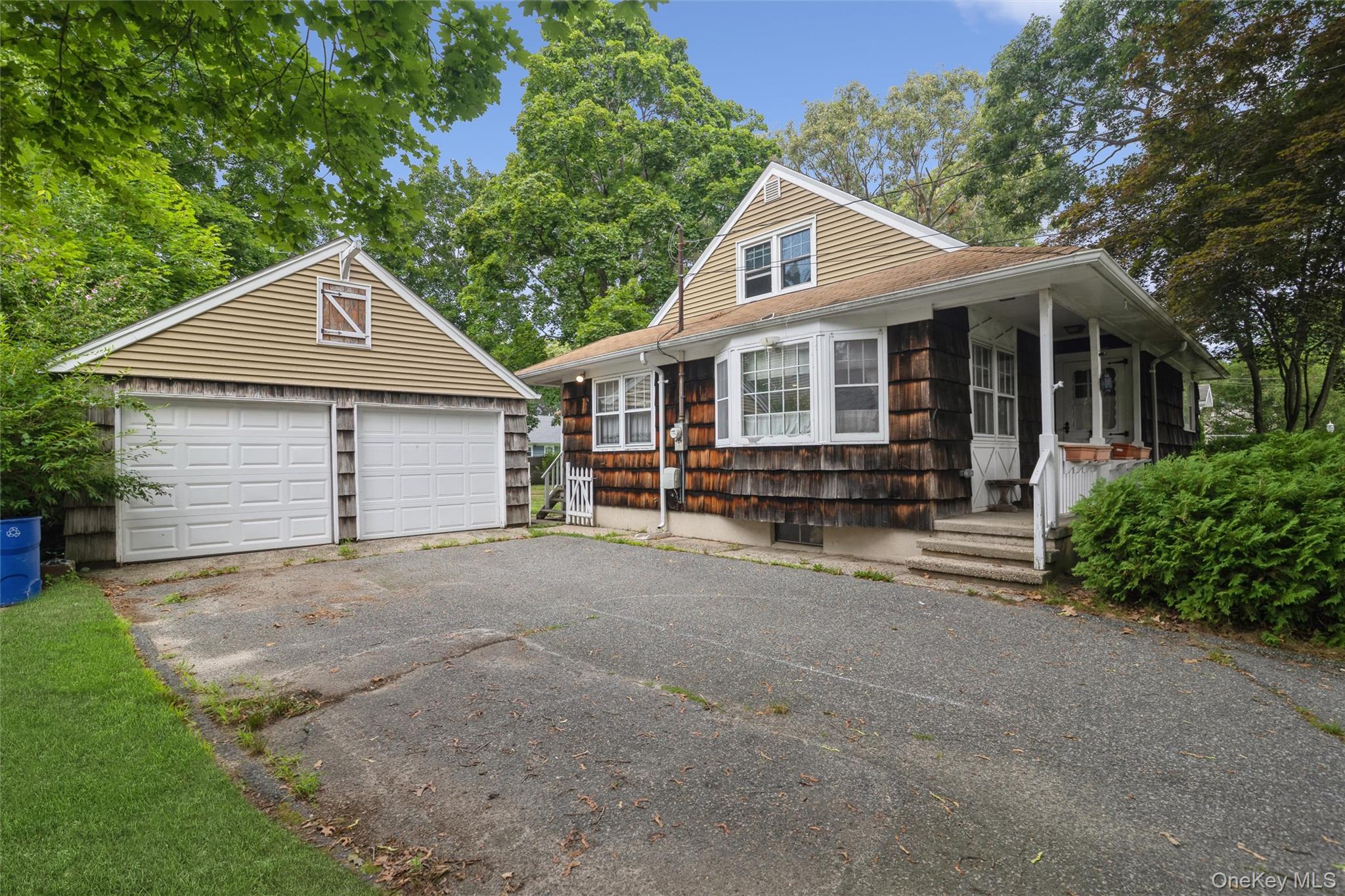 39th image of 46 Mcgaw Ave, Brookhaven, NY 11755 | MLS# 1027588