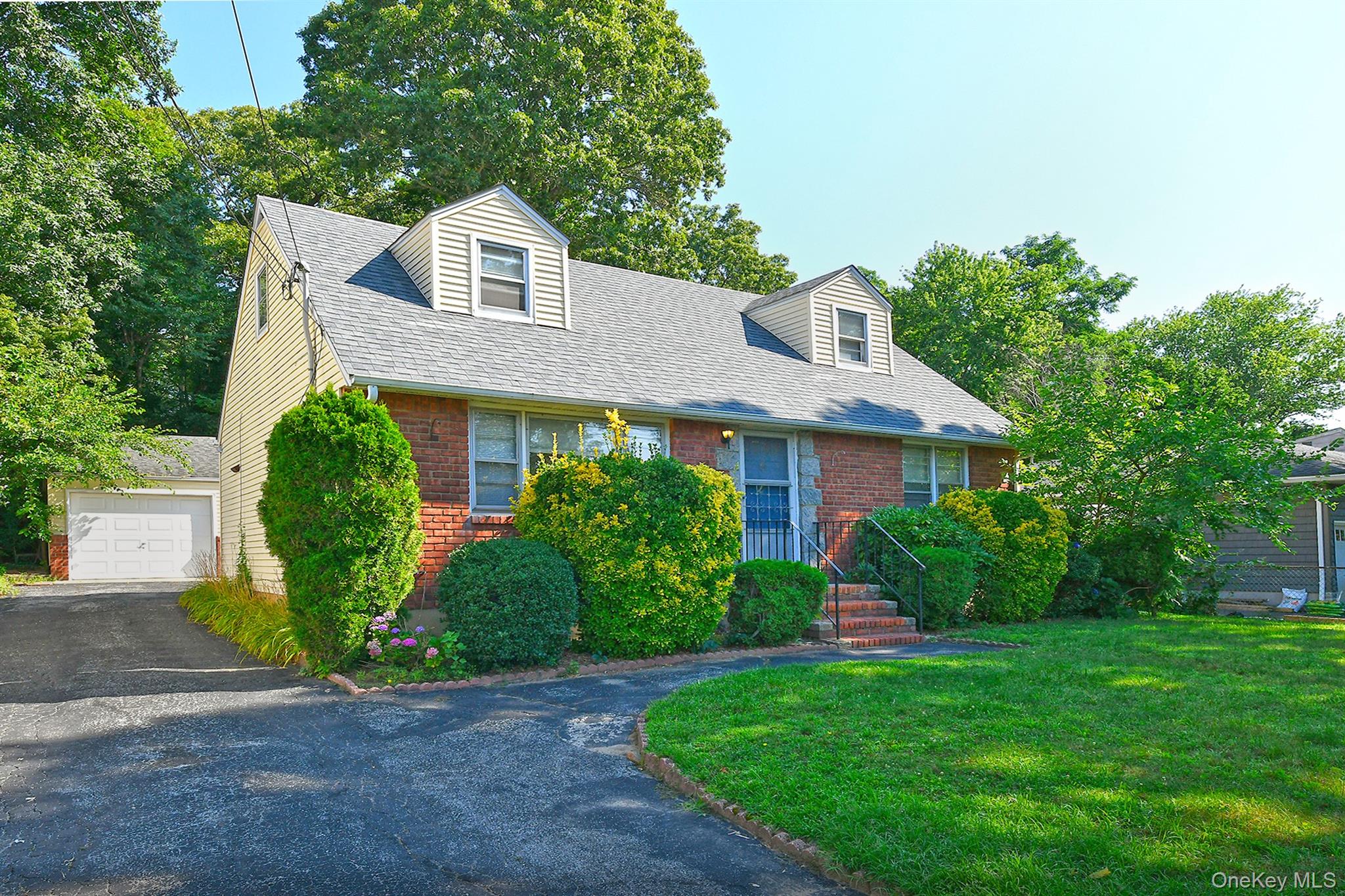1st image of 31 Lieper St, Huntington, NY 11746 | MLS# 1027606