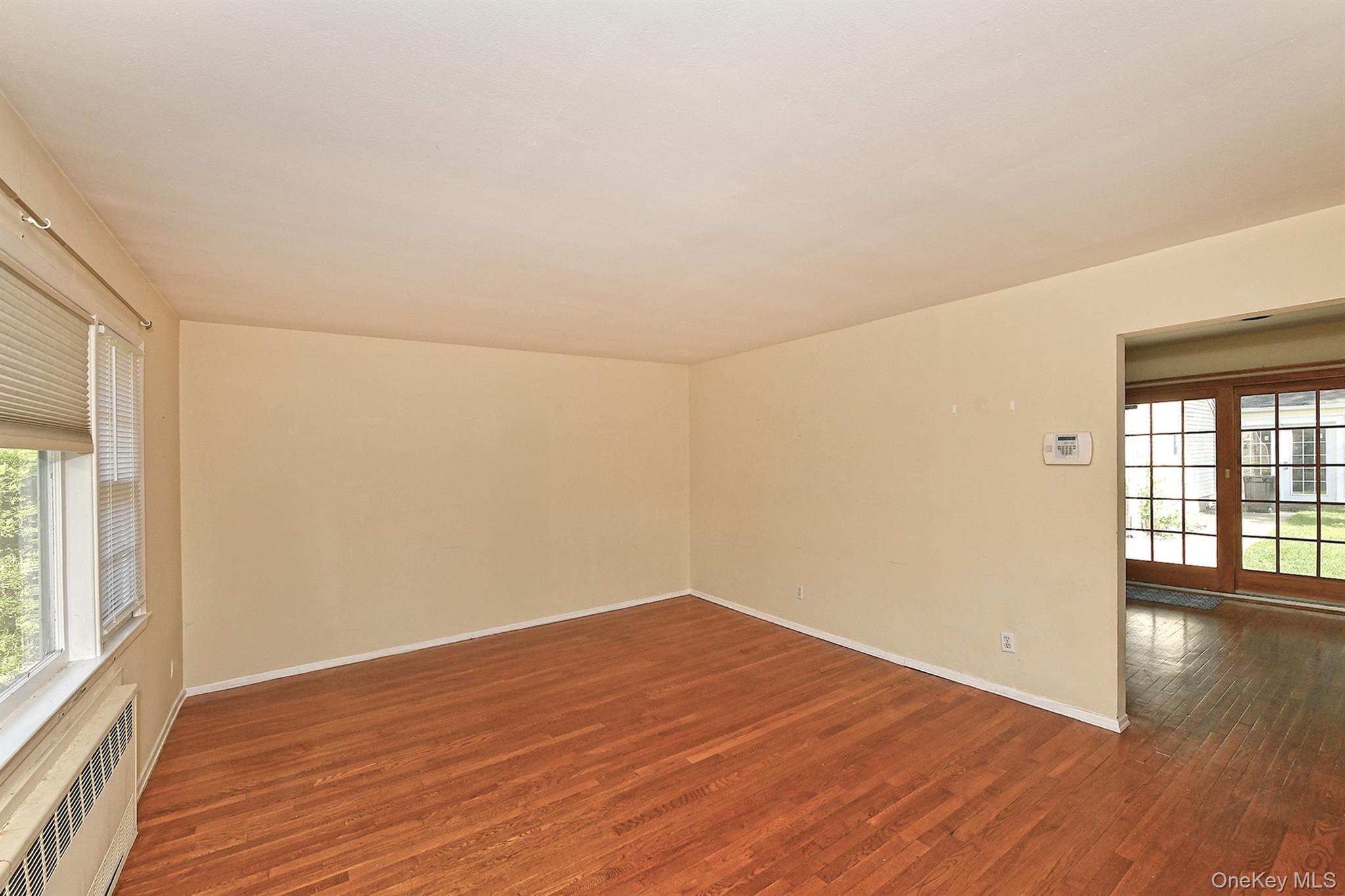 4th image of 31 Lieper St, Huntington, NY 11746 | MLS# 1027606