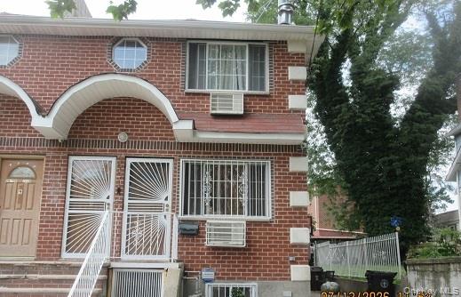 2nd image of 3931 De Reimer Ave, Bronx, NY 10466 | MLS# 1027637