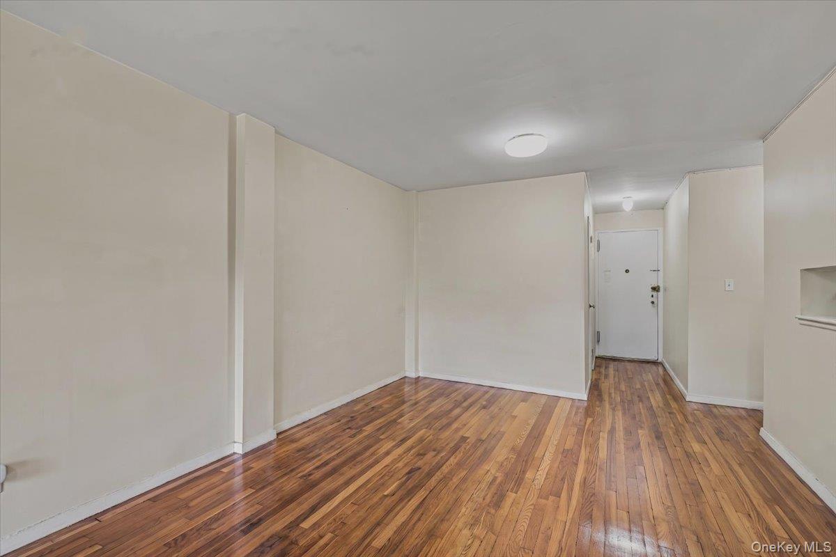 5th image of 143-30 Roosevelt Ave #3L, Flushing, NY 11354 | MLS# 1027665
