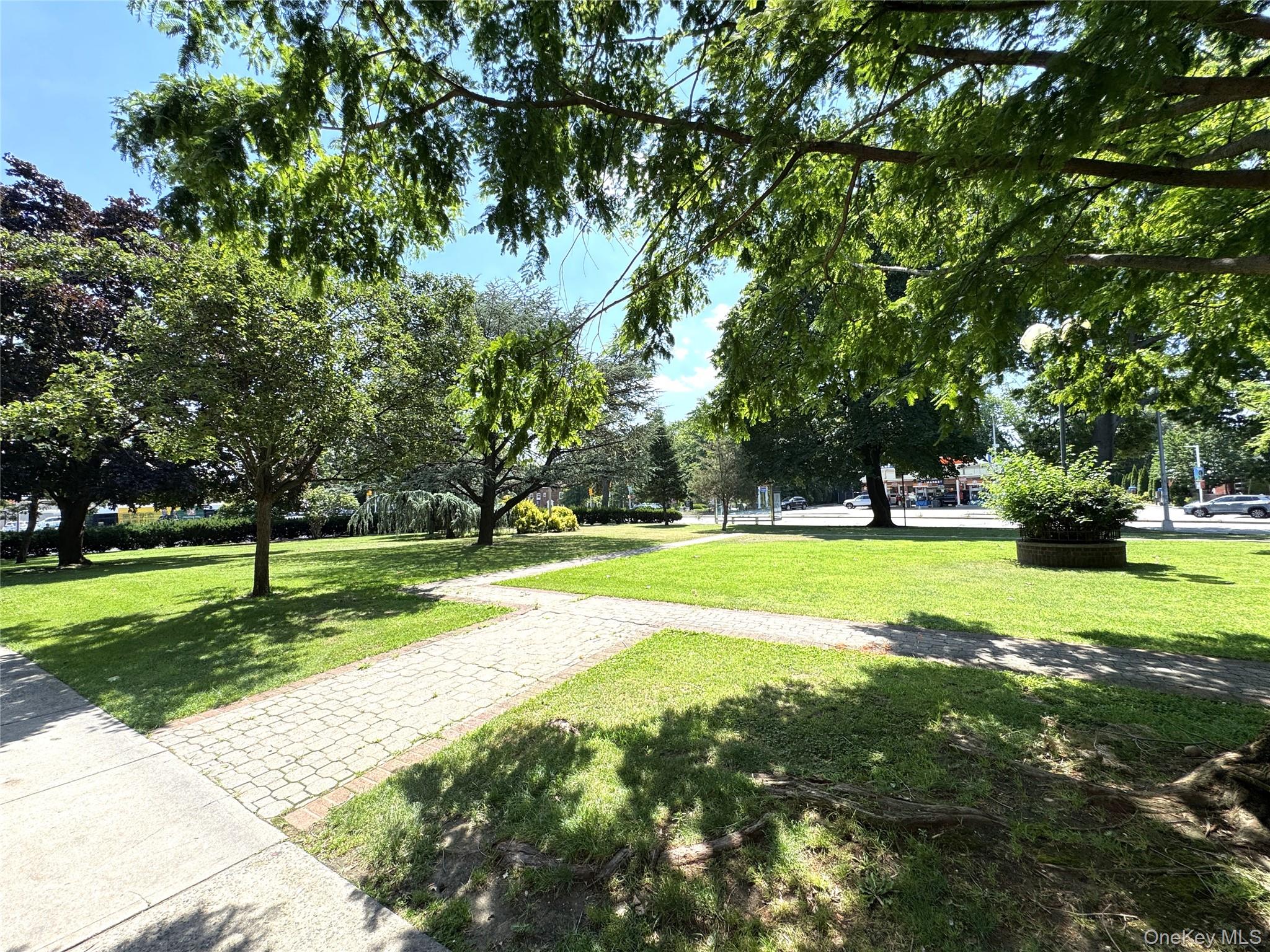 28th image of 141 02 78th Rd #3K, Flushing, NY 11367 | MLS# 1027666