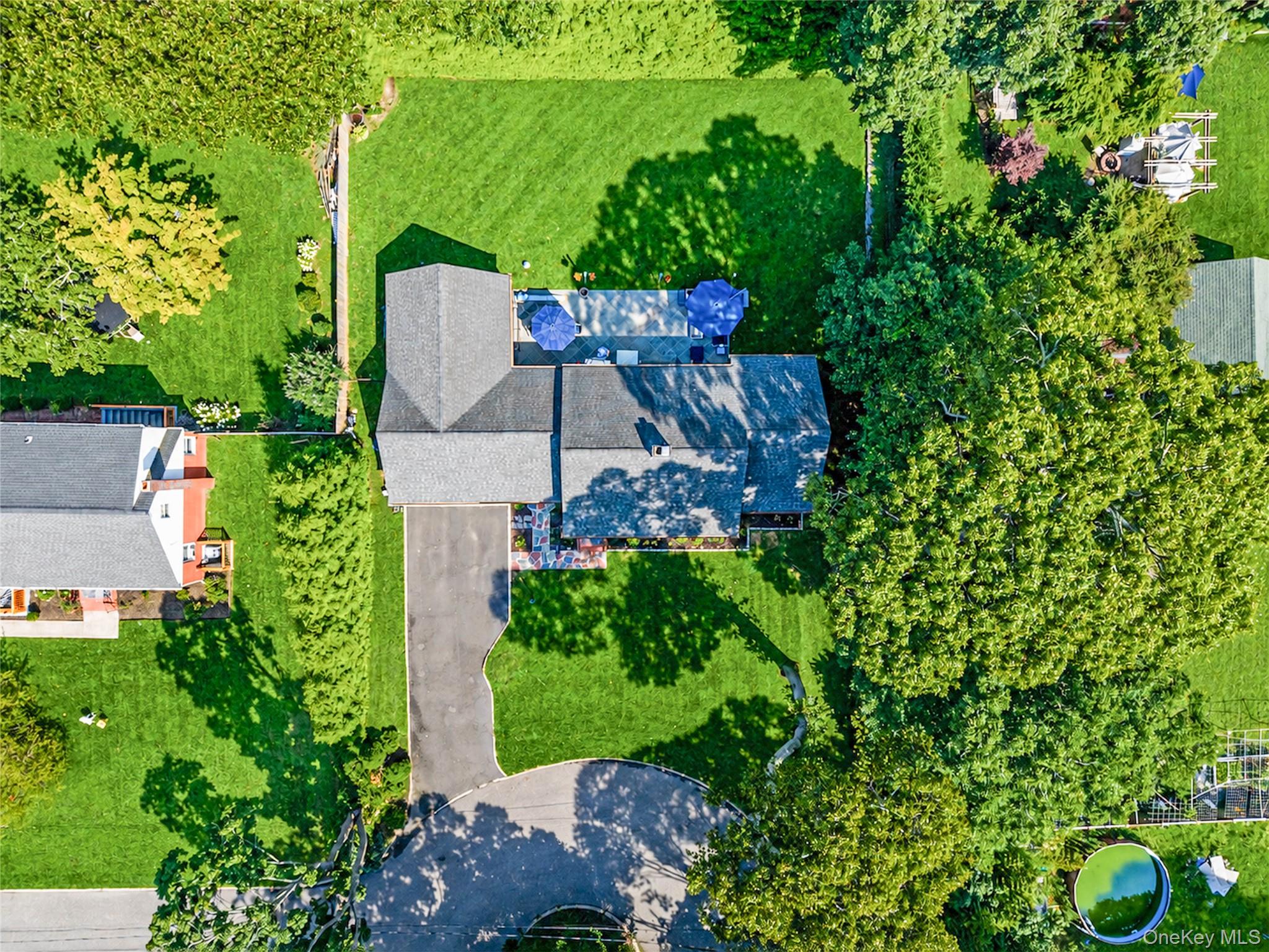 31st image of 188 Hallock St, Riverhead, NY 11901 | MLS# 1027691