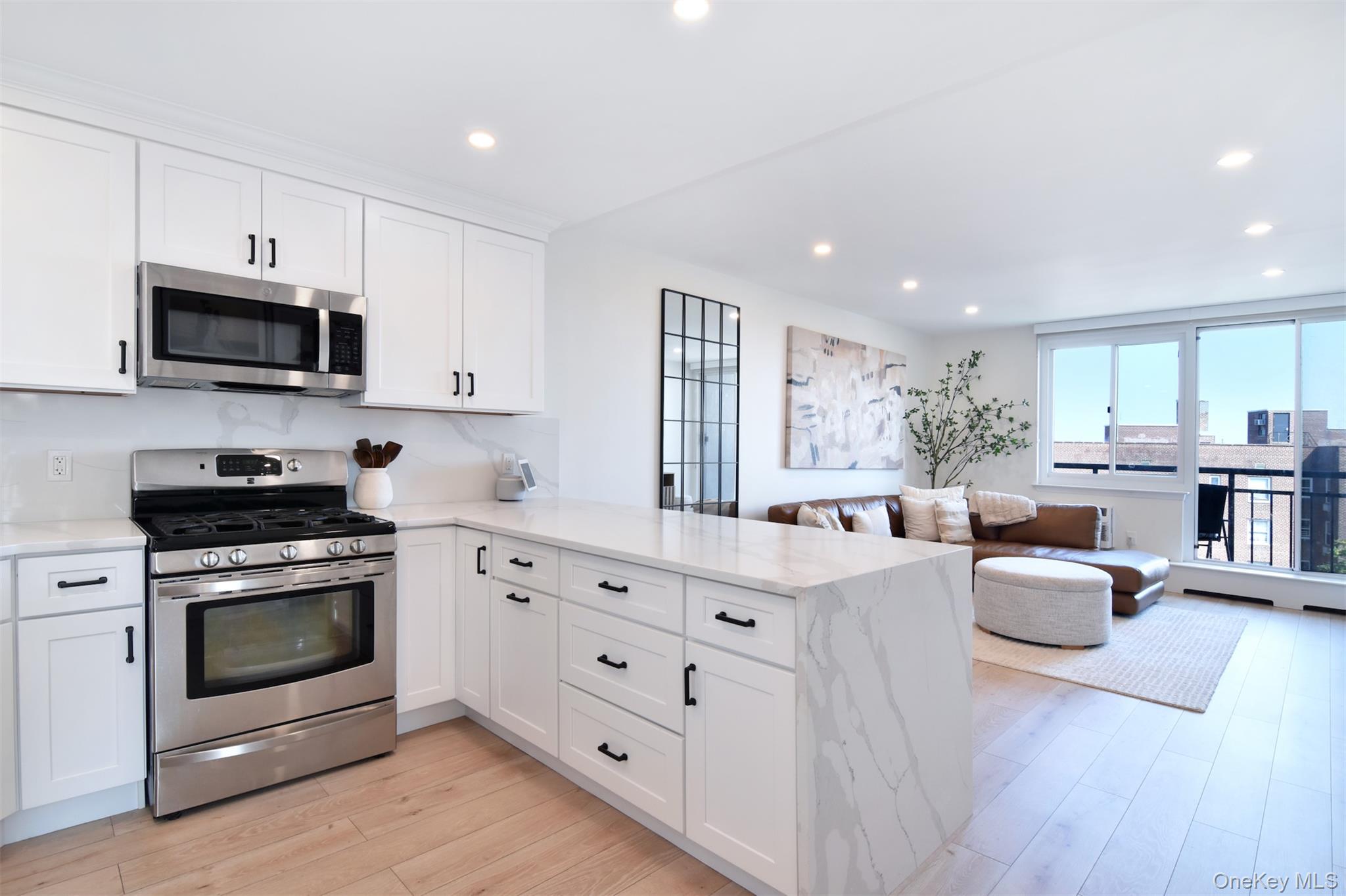1st image of 703 Pelham Rd #513, New Rochelle, NY 10805 | MLS# 1027739
