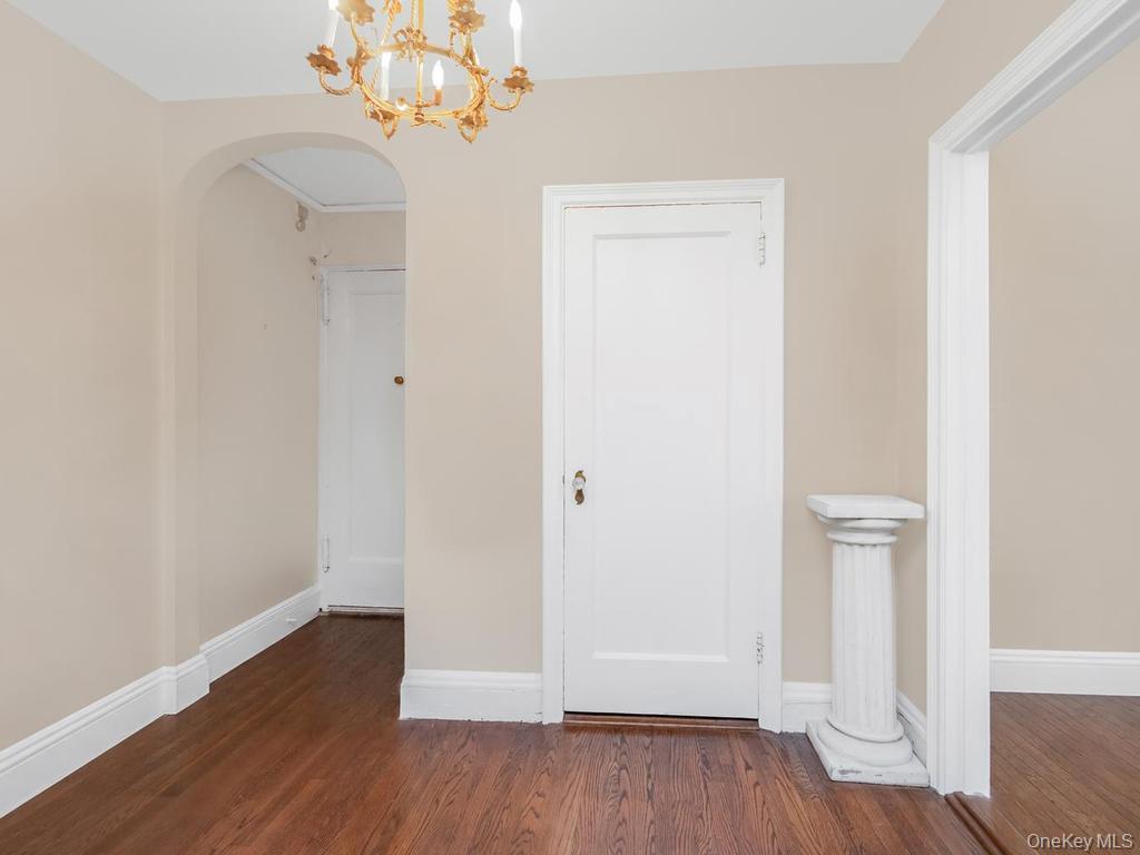 4th image of 1273 N Ave, New Rochelle, NY 10801