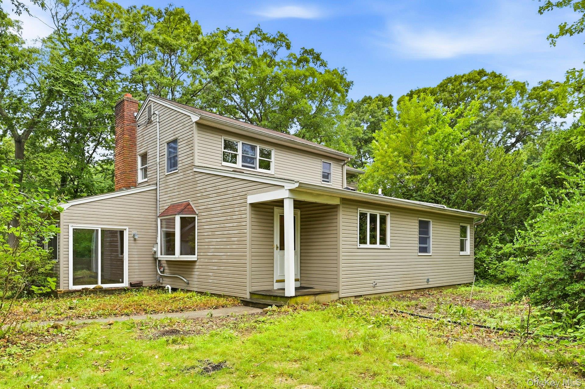 4th image of 62 Woodhull Pl, Huntington, NY 11768 | MLS# 1027755