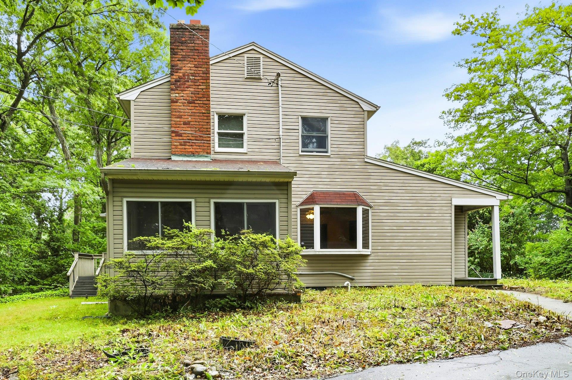 3rd image of 62 Woodhull Pl, Huntington, NY 11768 | MLS# 1027755