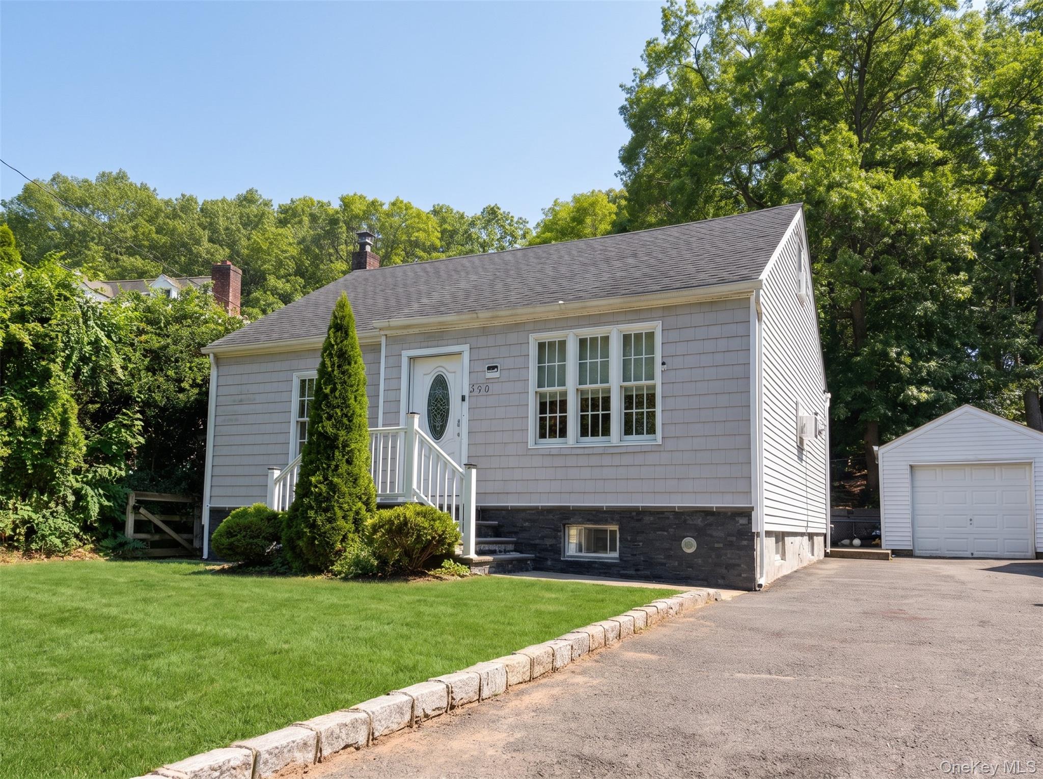 2nd image of 390 Central Islip Blvd, Brookhaven, NY 11779 | MLS# 1027758