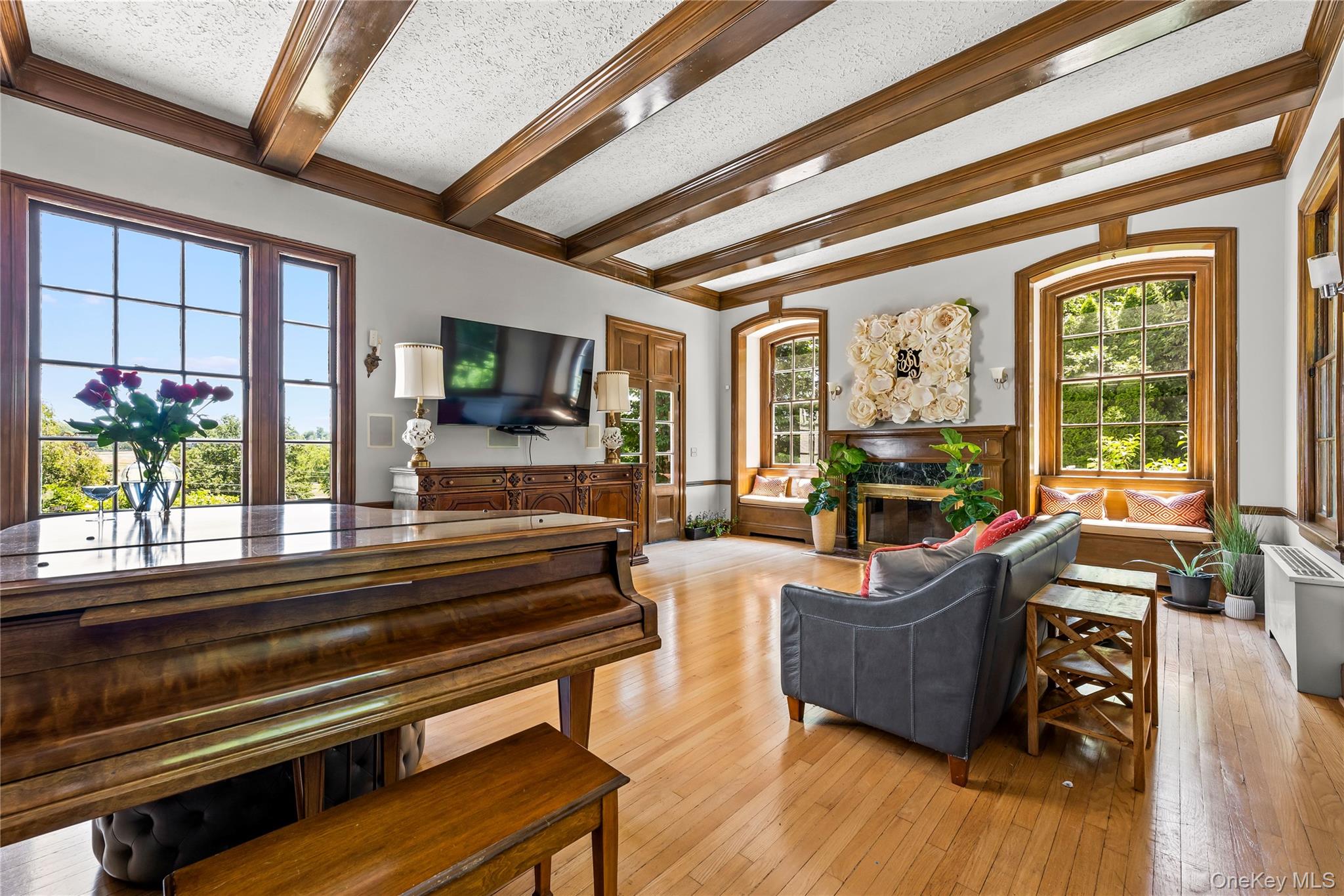 3rd image of 14 Crescent Dr, Greenburgh, NY 10523 | MLS# 1027766