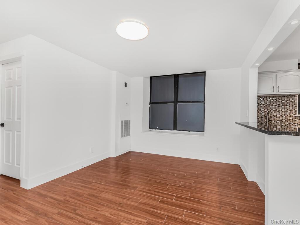 5th image of 581 Academy St, New York, NY 10034