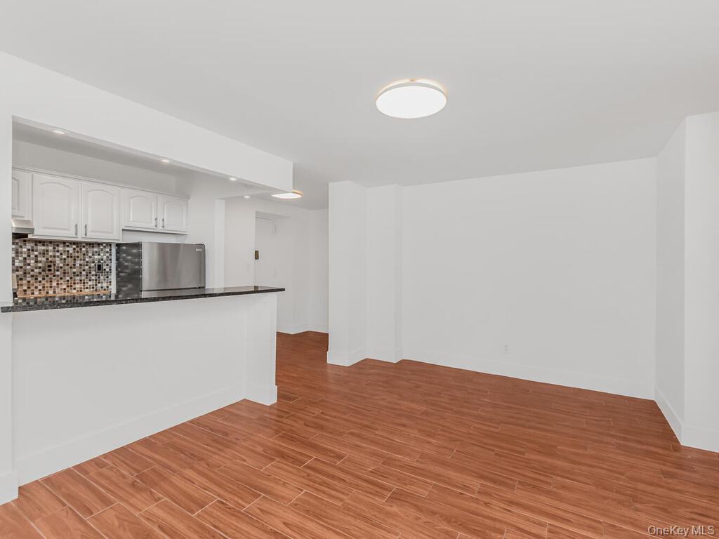 4th image of 581 Academy St, New York, NY 10034