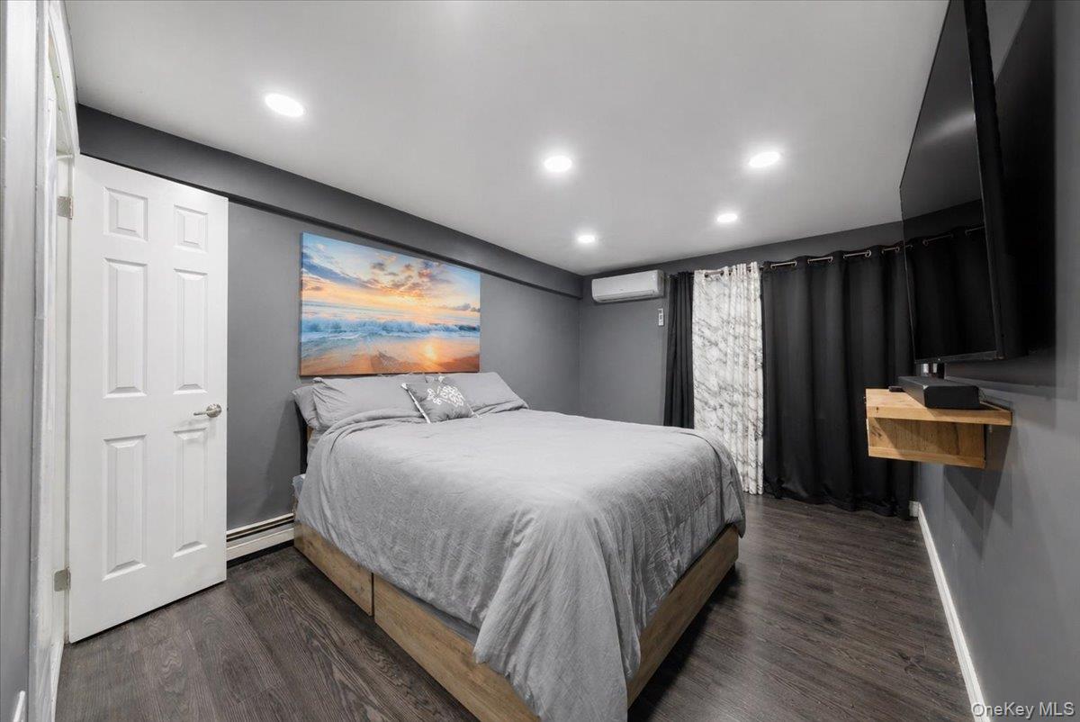 3rd image of 3410 Kingsland Ave, New York, NY 10469 | MLS# 1027784