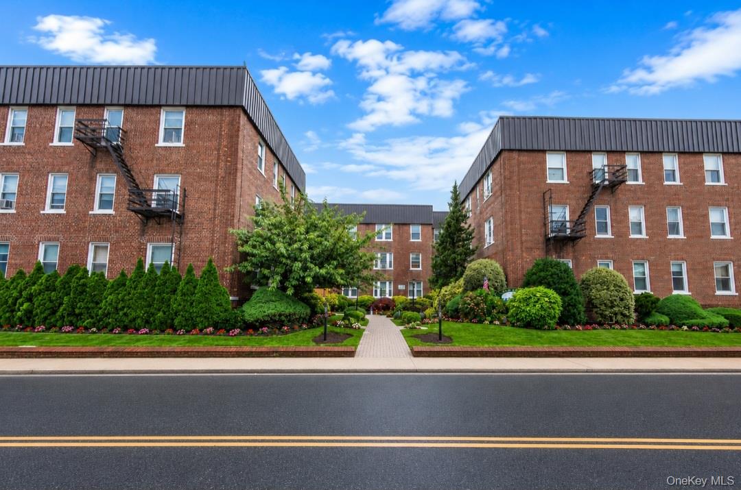 5th image of 185 Atlantic Ave, Hempstead, NY 11550