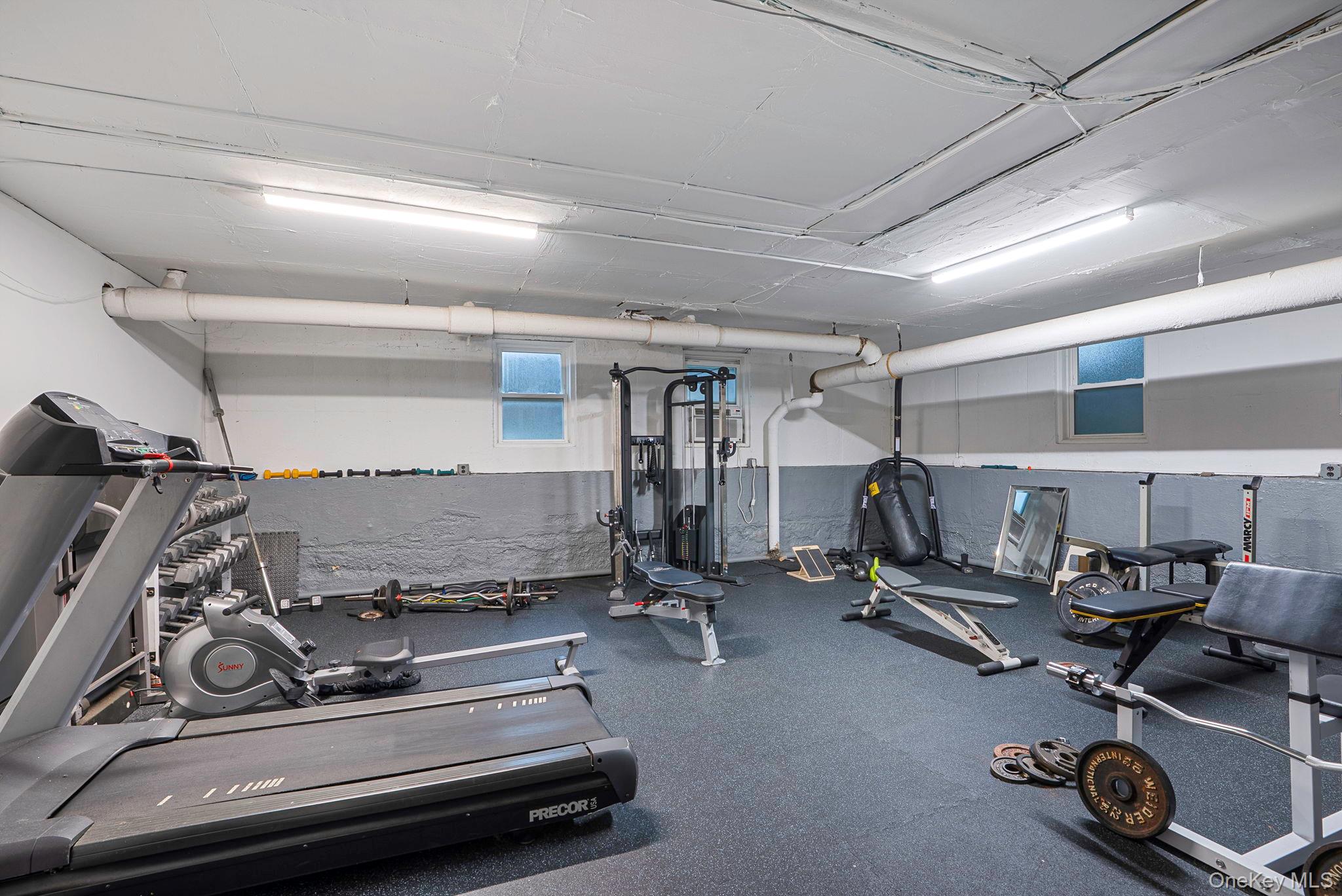 2nd image of 185 Atlantic Ave, Hempstead, NY 11563