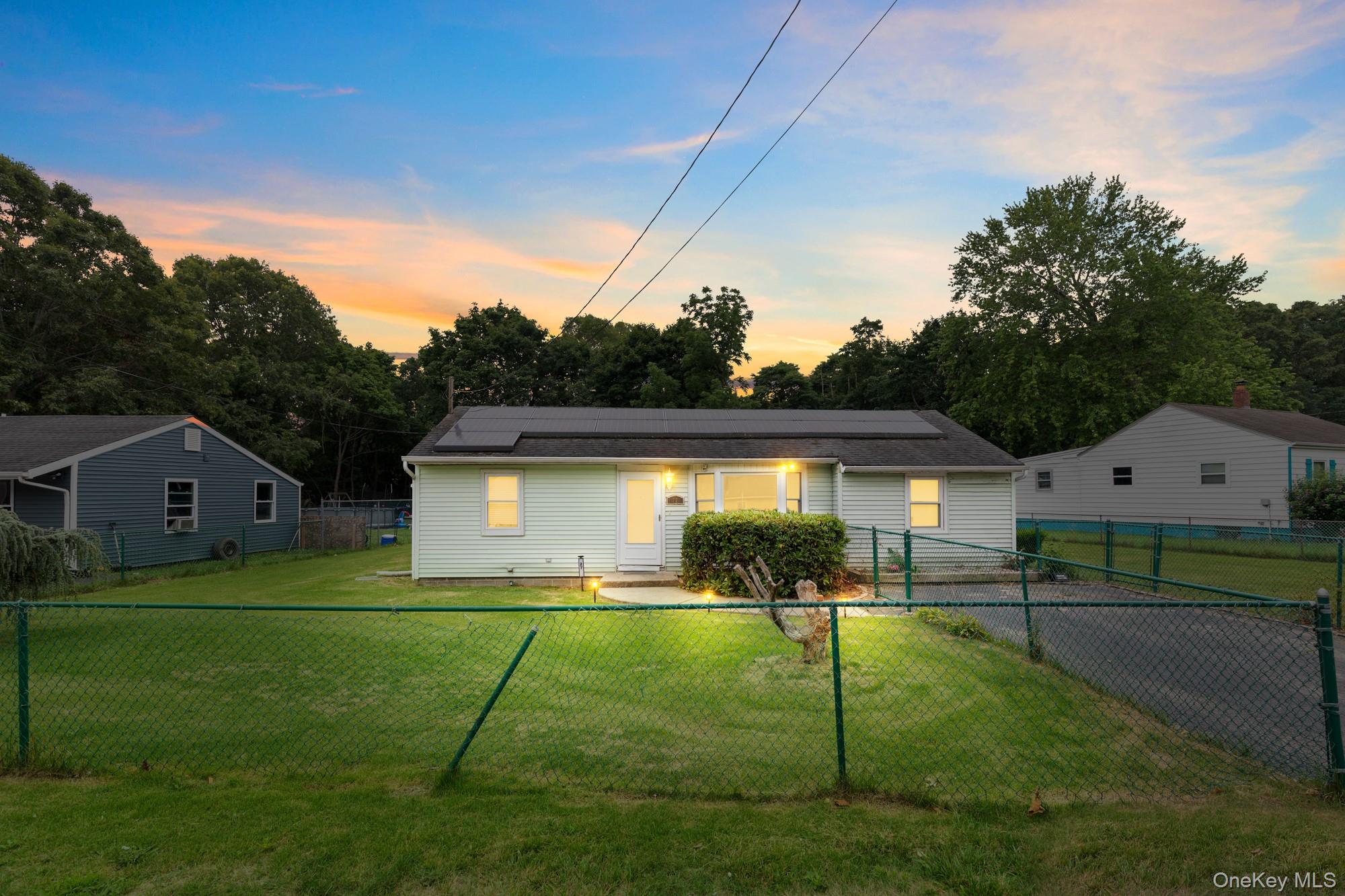 16th image of 27 Philip St, Riverhead, NY 11901 | MLS# 1027806