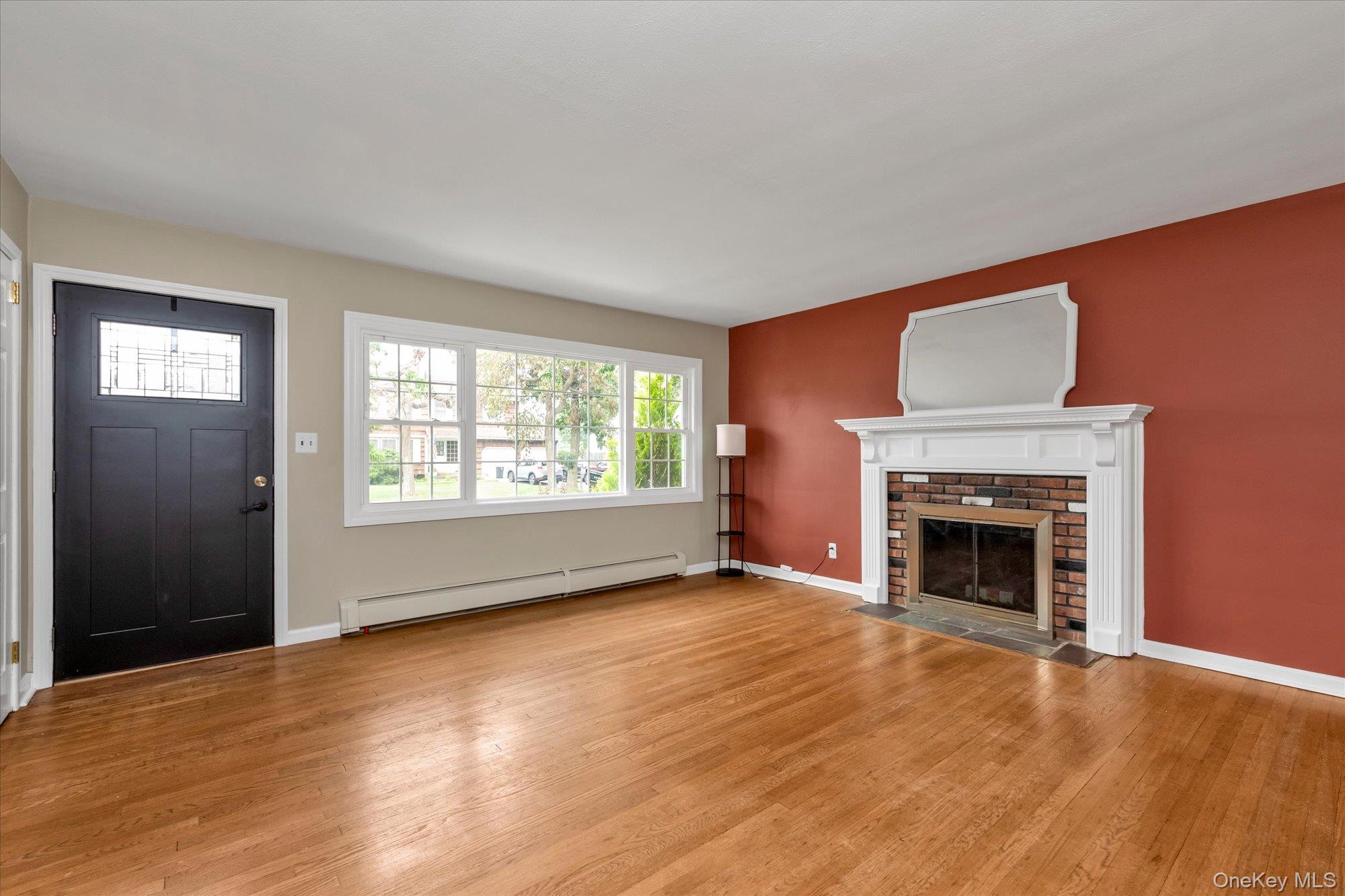 2nd image of 16 Verleye Ave, Huntington, NY 11731 | MLS# 1027809