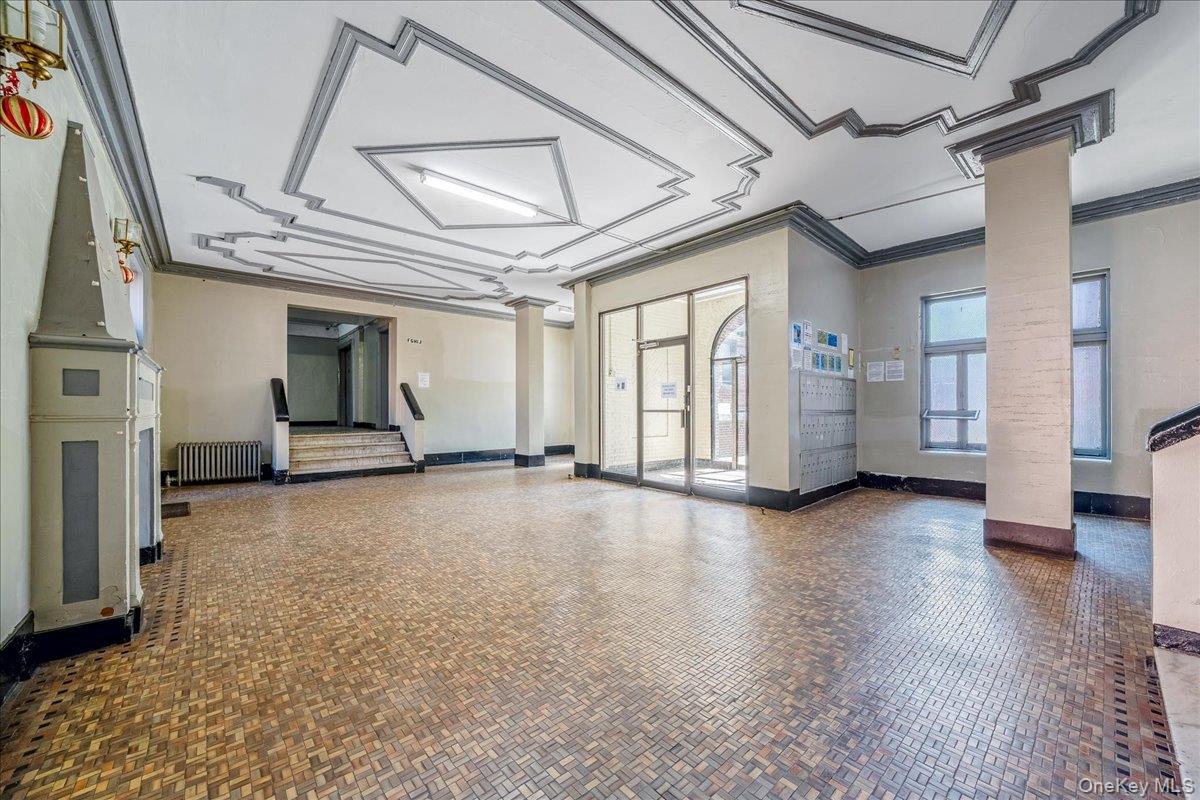 4th image of 39-82 65Th Pl, New York, NY 11377