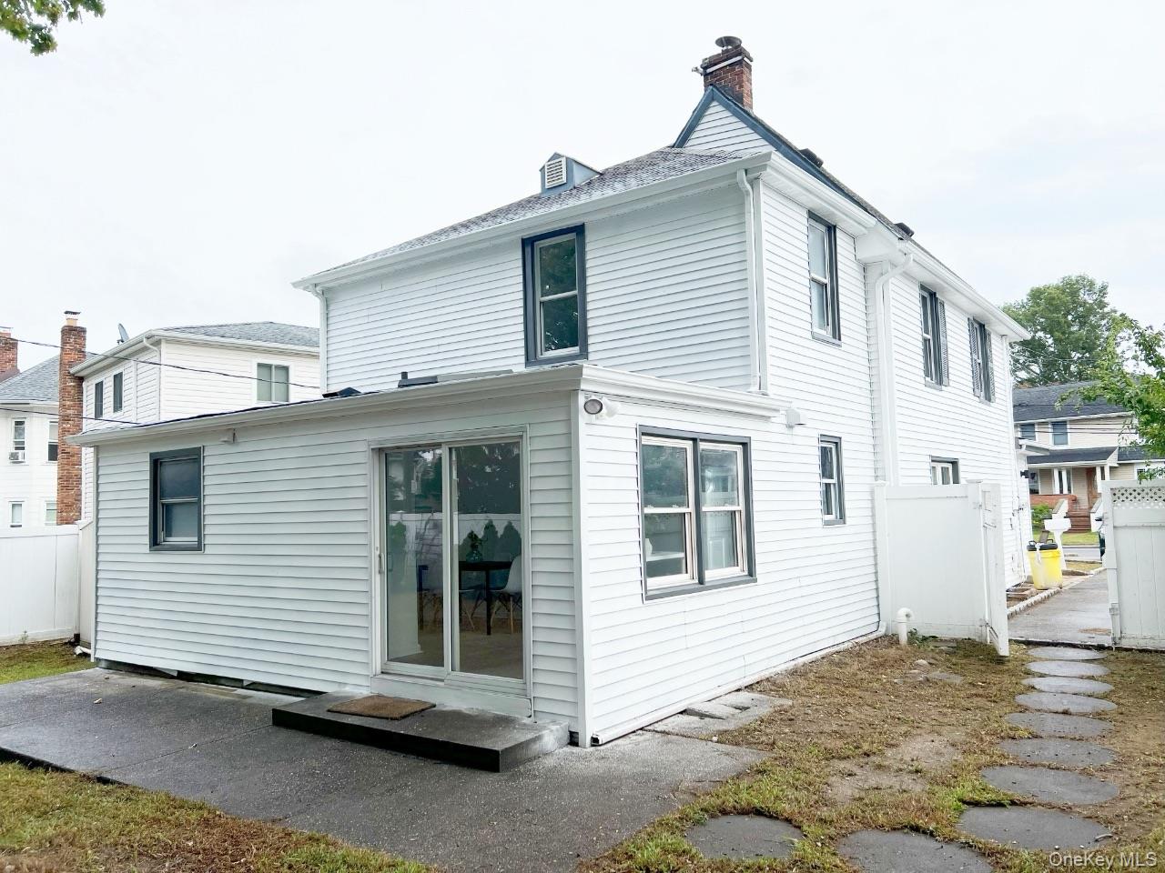 8th image of 20 Walters Ave, Oyster Bay, NY 11791 | MLS# 1027820