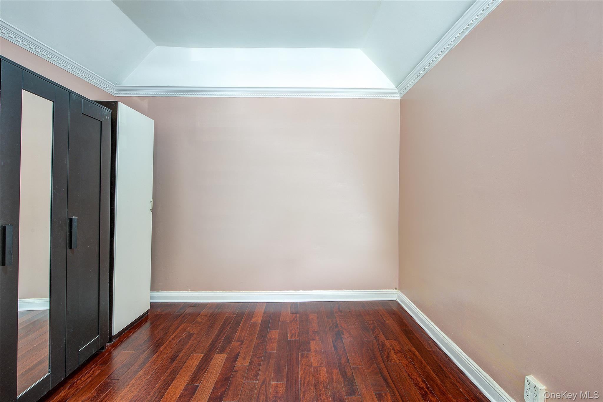 5th image of 2537 89Th St, New York, NY 11369 | MLS# 1027828
